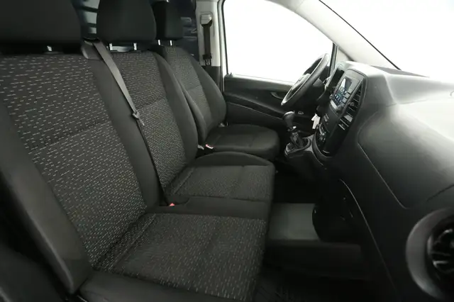 Mercedes-Benz Vito view 10
