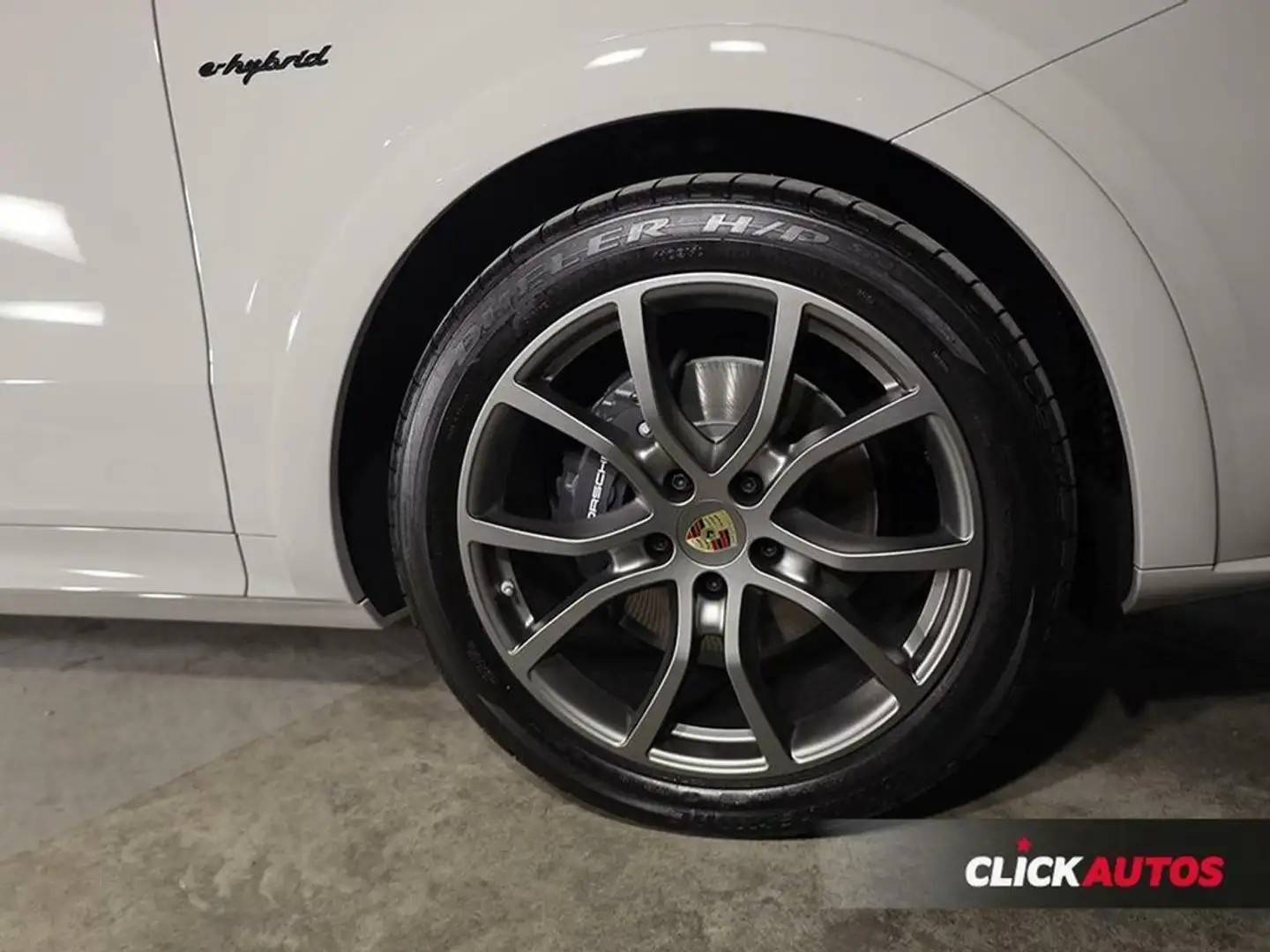 Porsche Cayenne 3.0 E-HYBRID 340CV Platinum Edition Gris - 1