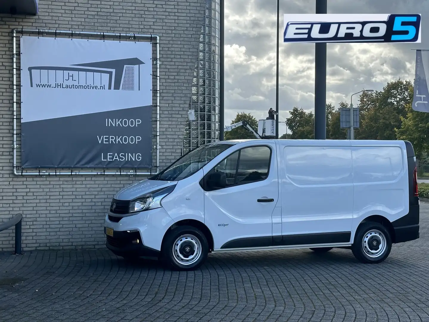 Fiat Talento 1.6 MJ L1H1 Basis*A/C*CRUISE*HAAK*NAVI*TEL*3PERS*S Bílá - 1
