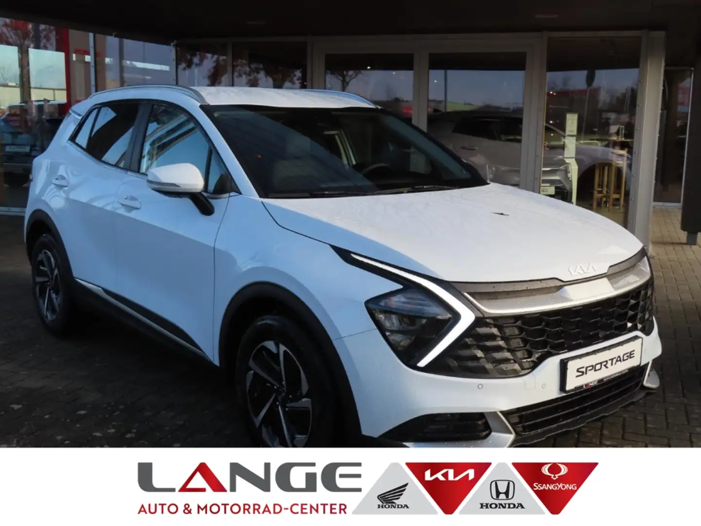 Kia Sportage 1.6T 48V 2WD DCT VIS KOM Navi digitales Cockpit LE Blanco - 1