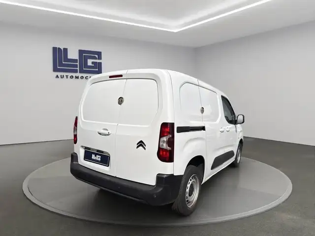 Citroen Berlingo view 5