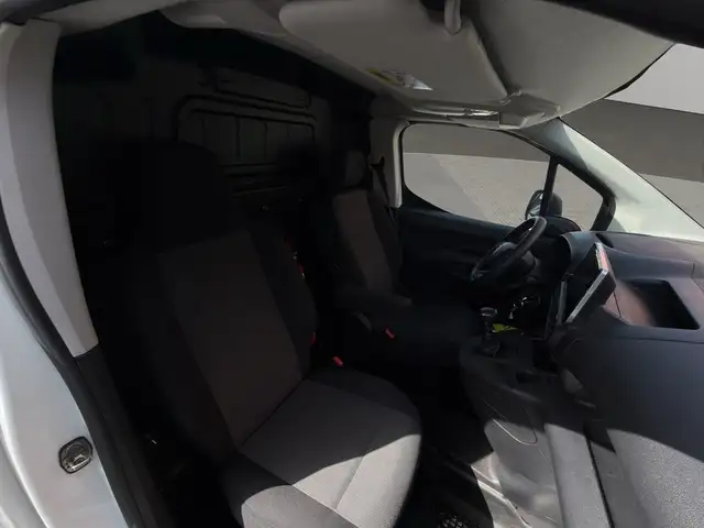 Citroen Berlingo view 15