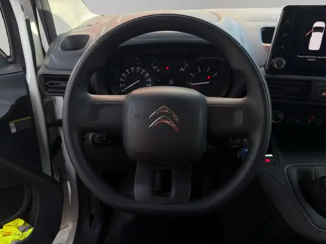 Citroen Berlingo view 14