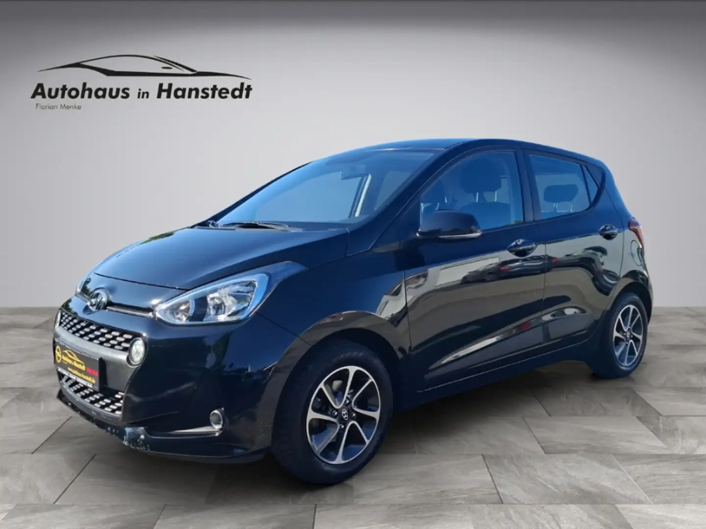 Hyundai i10 1.2 Style 87PS Automatik HUAU neu Gar. Inspektion Zwart - 1