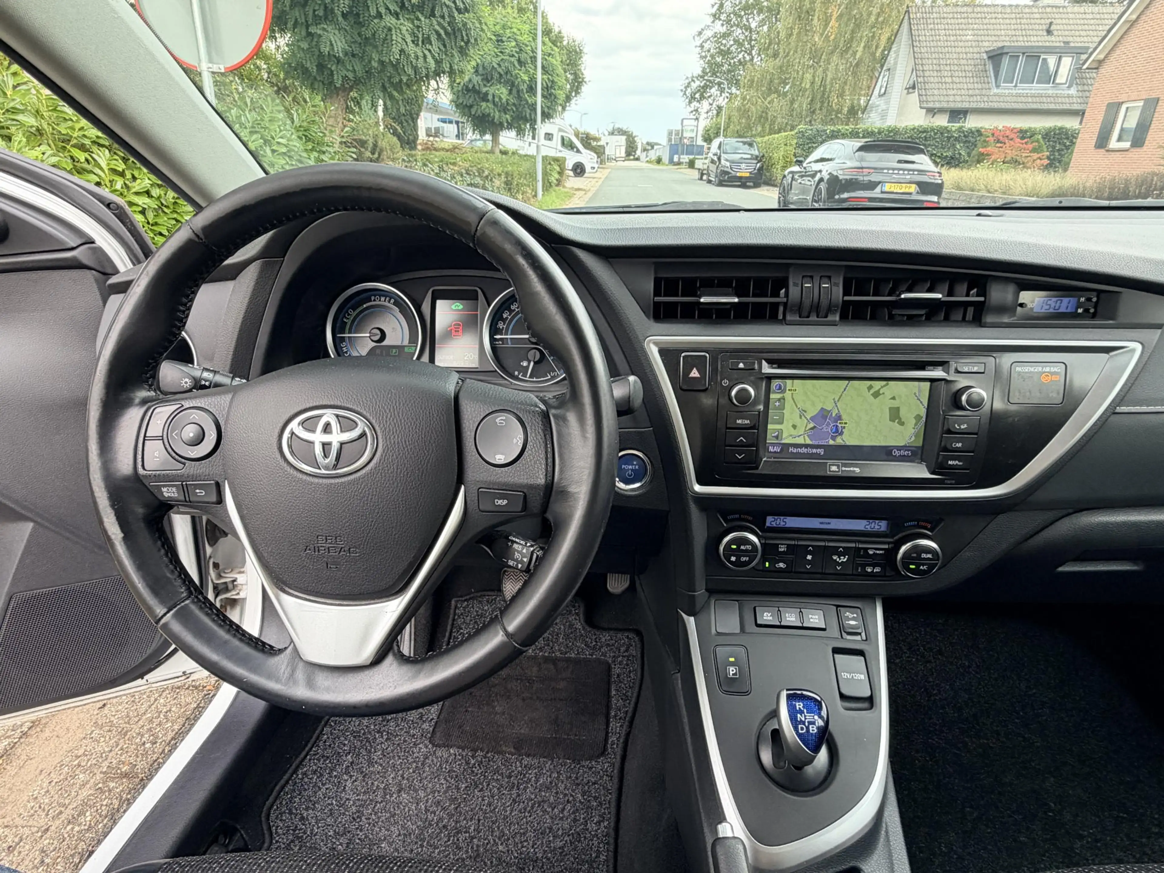 Toyota Auris 1.8 Hybrid Lease Pro•Leder•Navi — photo 15