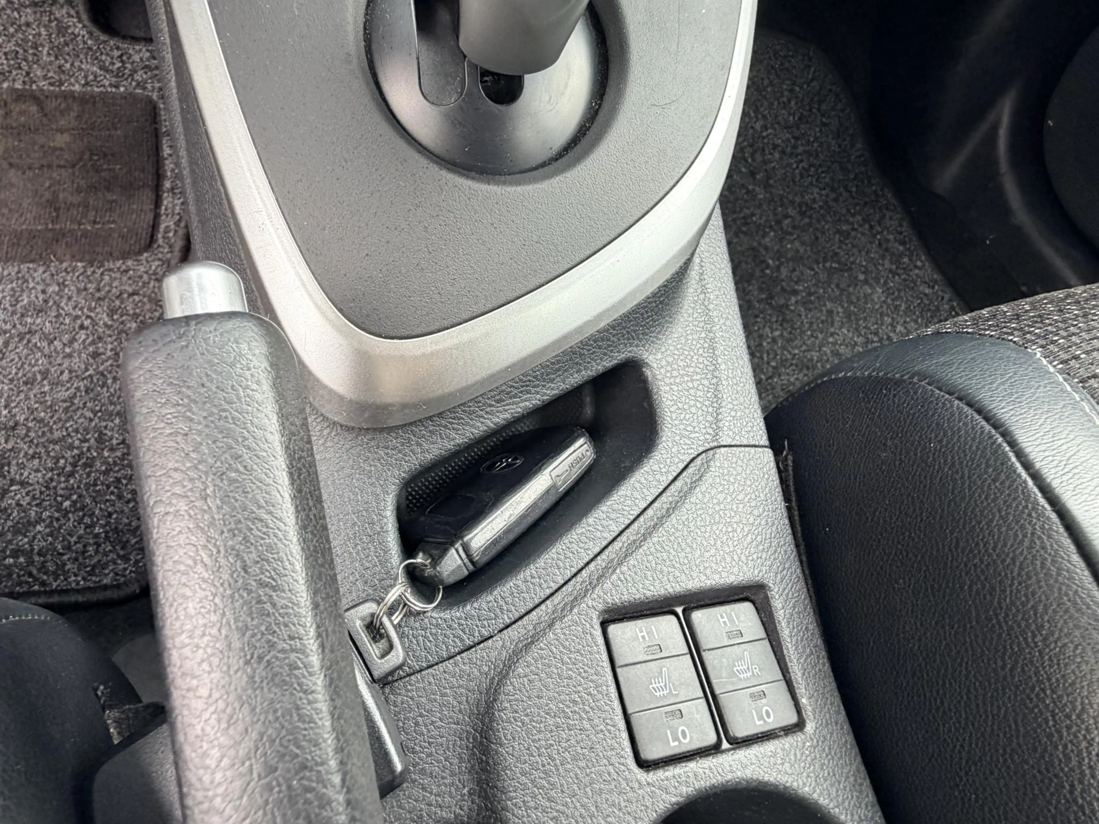 Toyota Auris 1.8 Hybrid Lease Pro•Leder•Navi — photo 18
