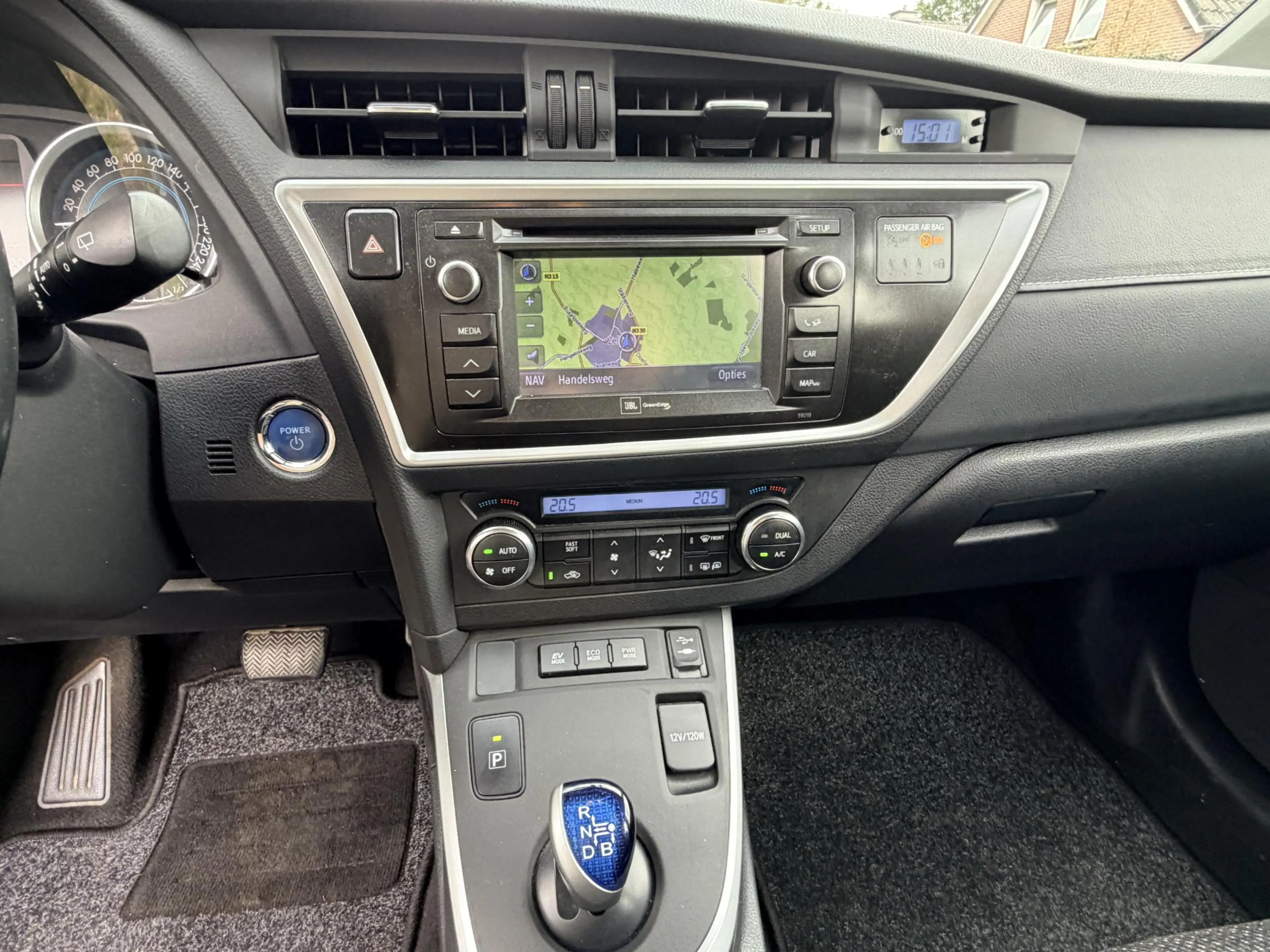 Toyota Auris 1.8 Hybrid Lease Pro•Leder•Navi — photo 19