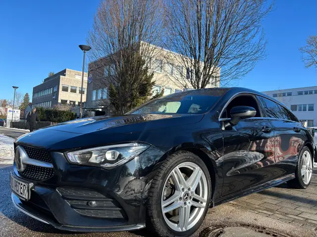 Mercedes-Benz CLA 220 CLA 220 d AMG-LINE