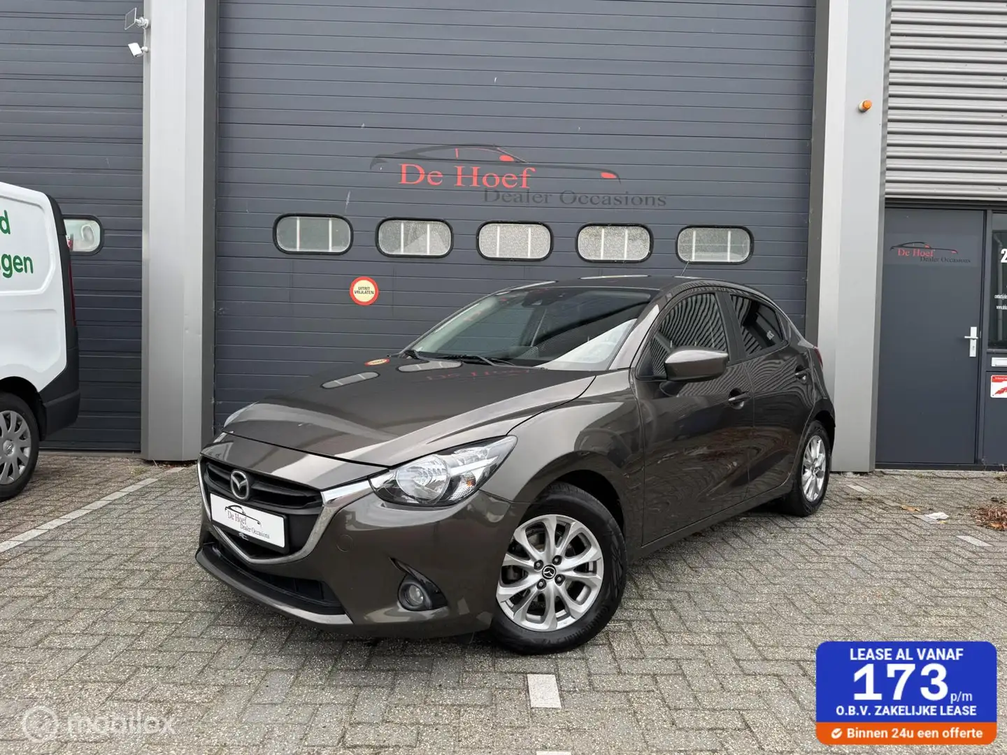 Mazda 2 1.5 Skyactiv-G TS+✓Airco ✓CarPlay ✓PDC ✓Nw APK Grijs - 1