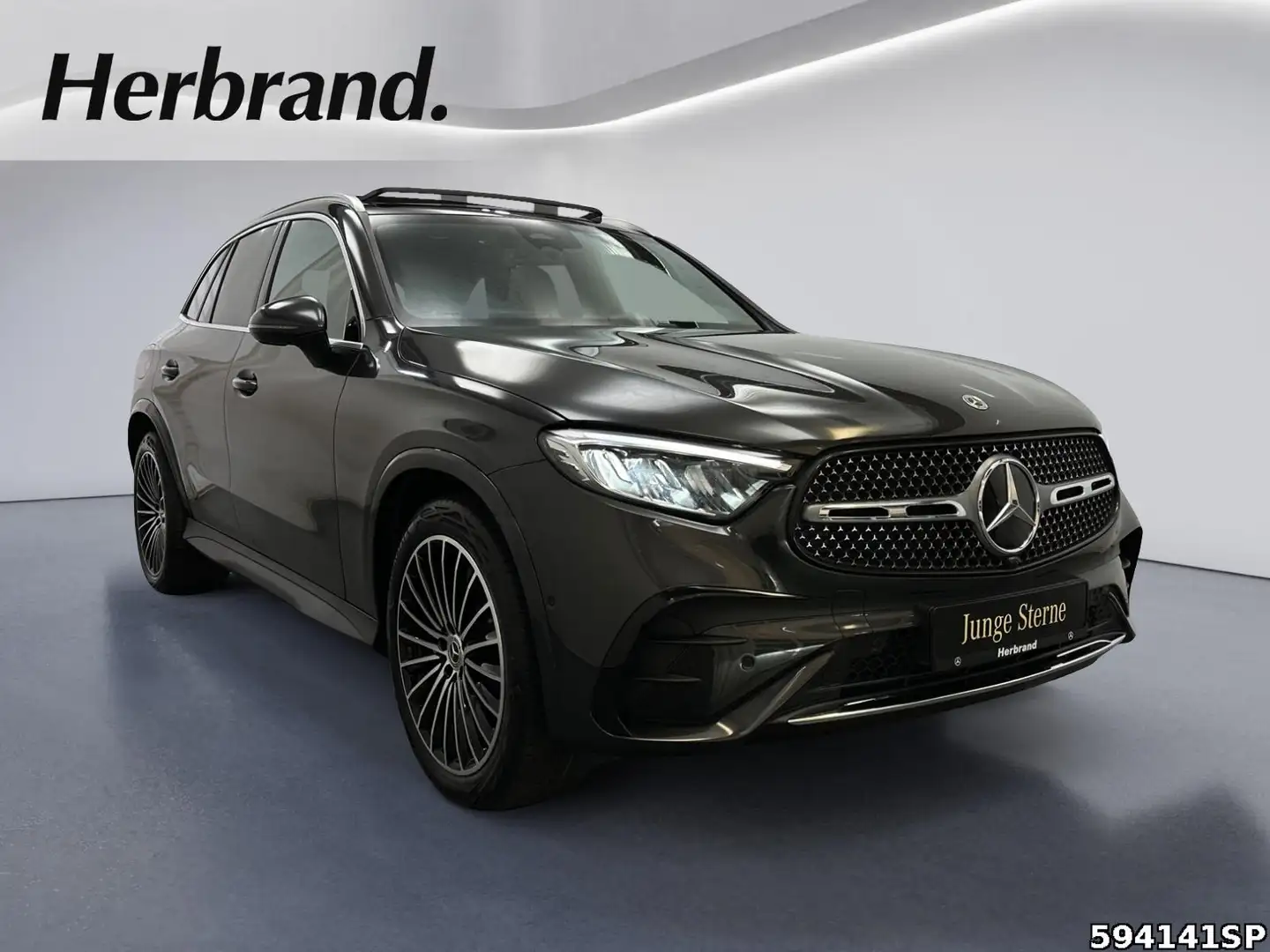 Mercedes-Benz GLC 300 4M AMG Pano AHK 20 Zoll Memory Lenkrhzg Grau - 2