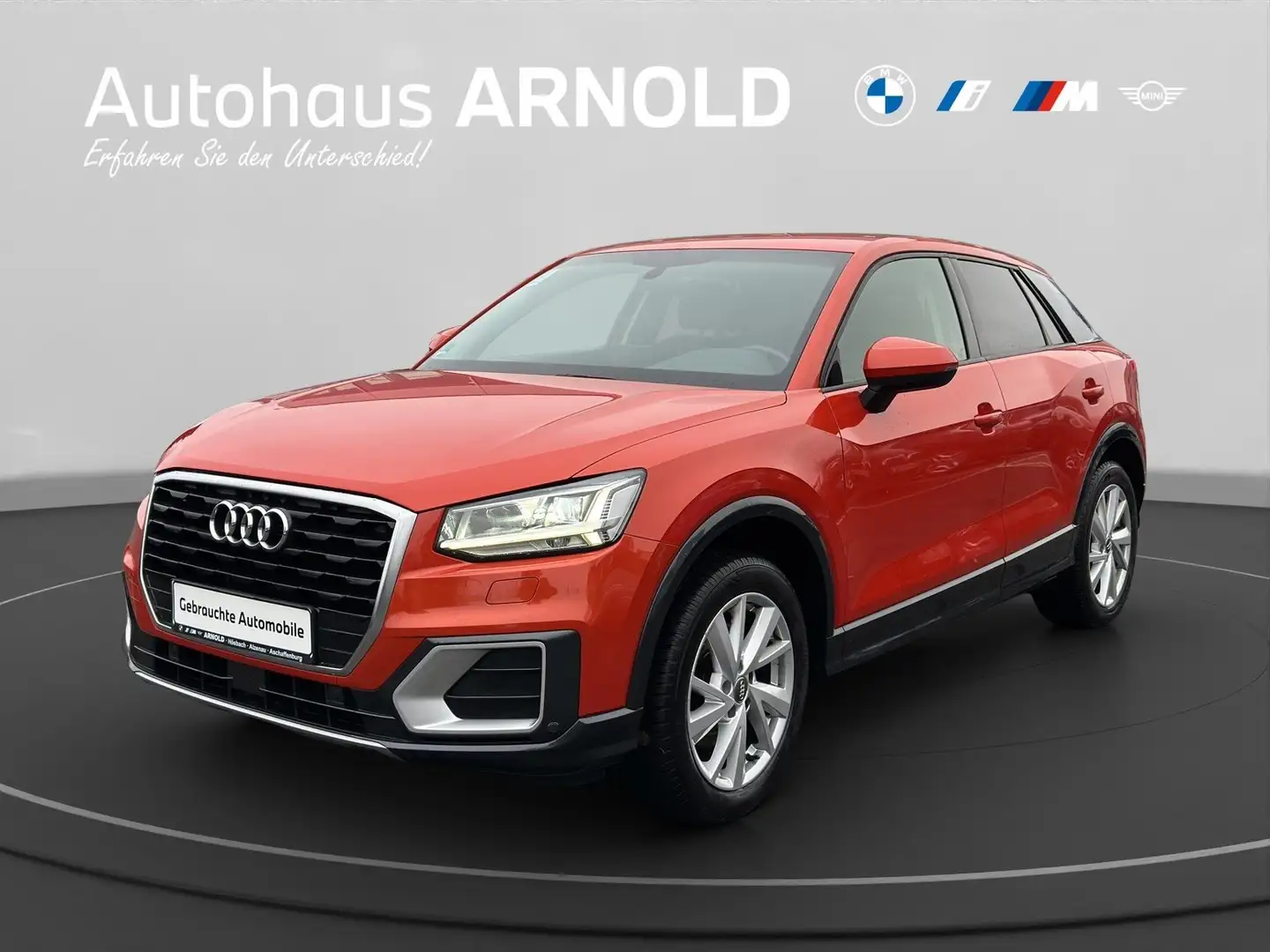 Audi Q2 DAB LED Tempomat Klimaaut. PDC Rood - 1