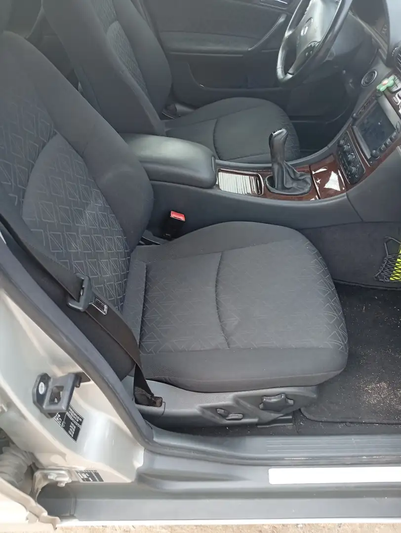 Mercedes-Benz C 200 Elegance Gris - 2