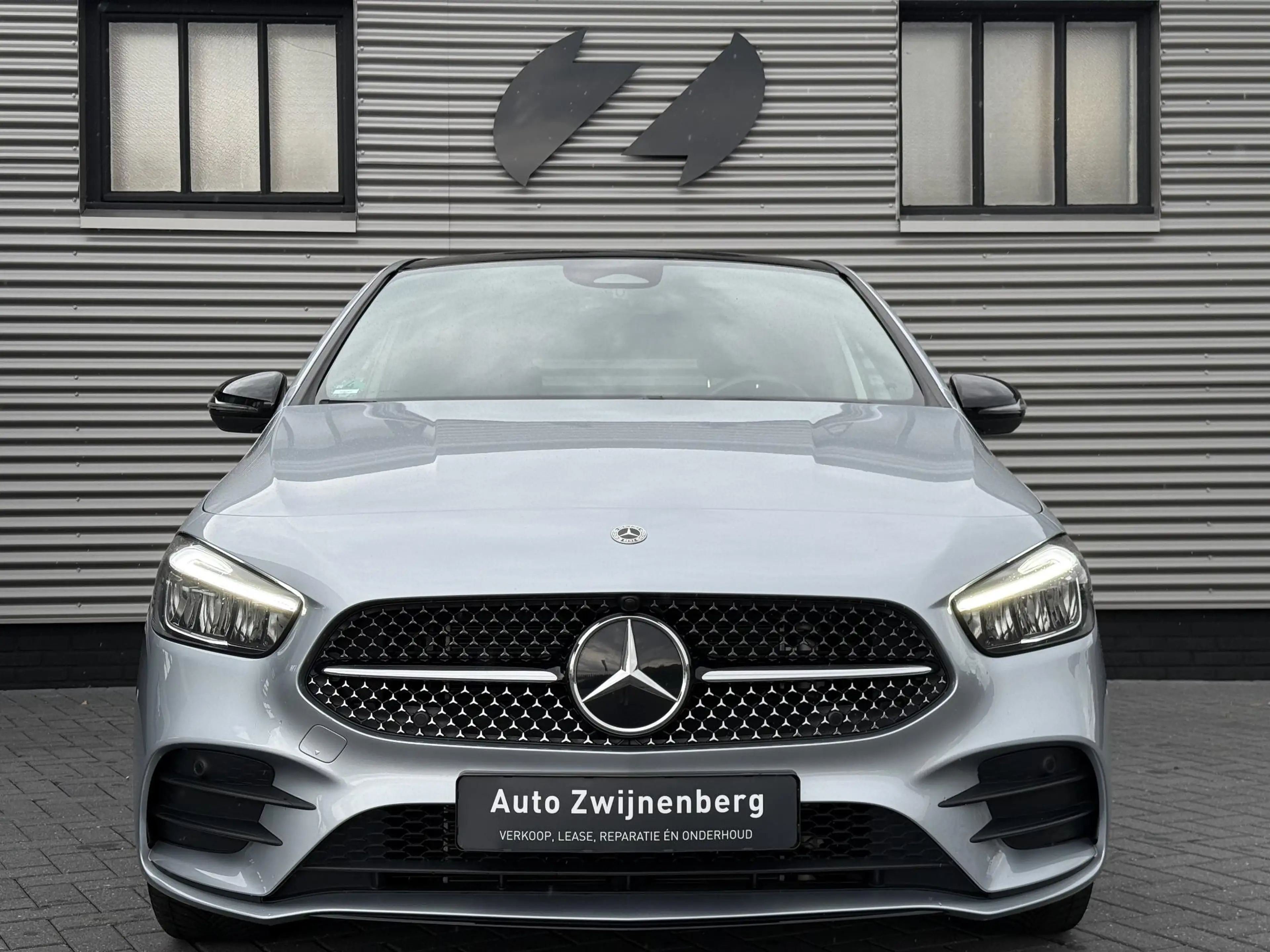 Mercedes-Benz B 250 e Business Solution AMG |Pano|ACC|Camera| — photo 8