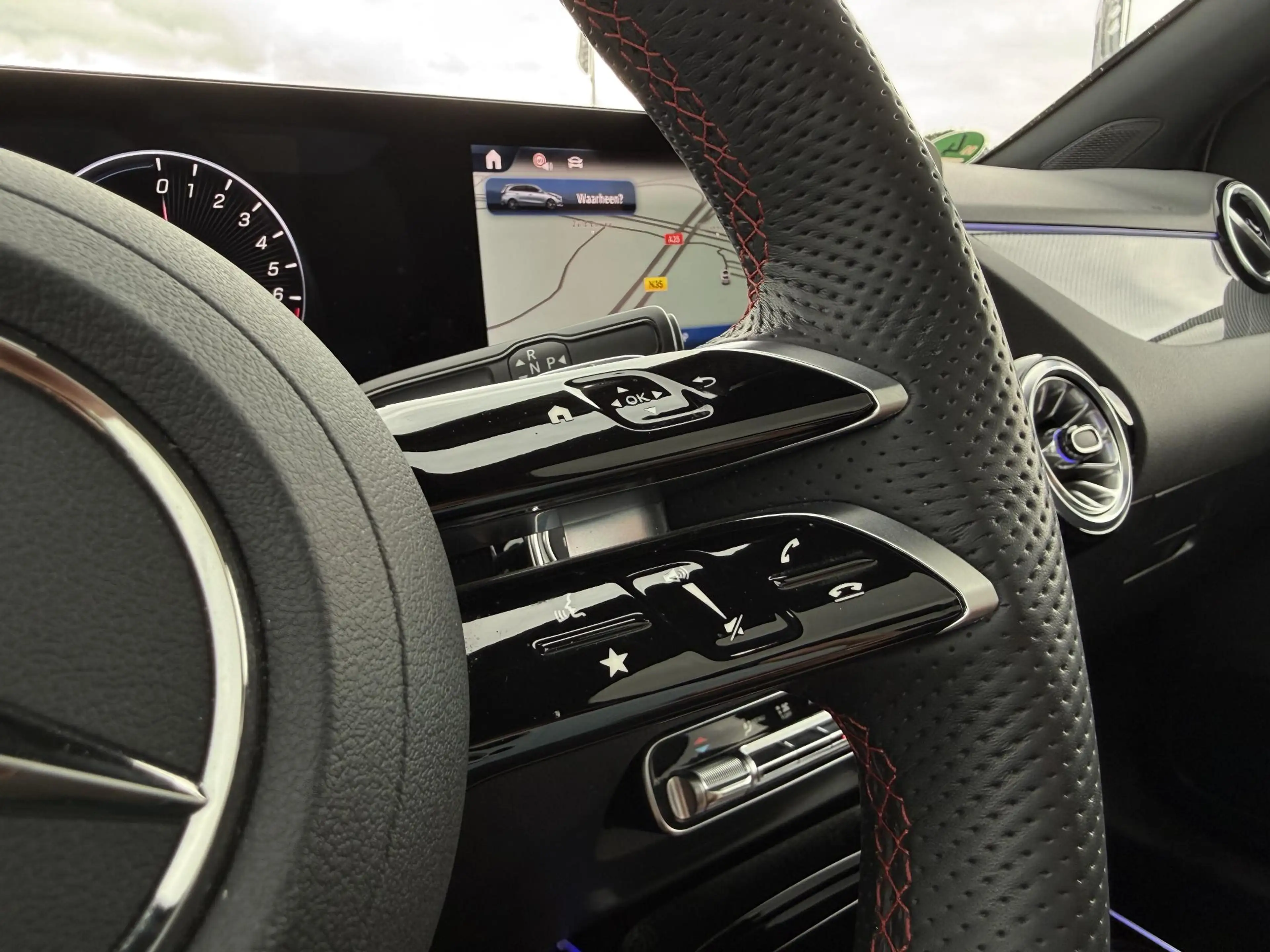 Mercedes-Benz B 250 e Business Solution AMG |Pano|ACC|Camera| — photo 23