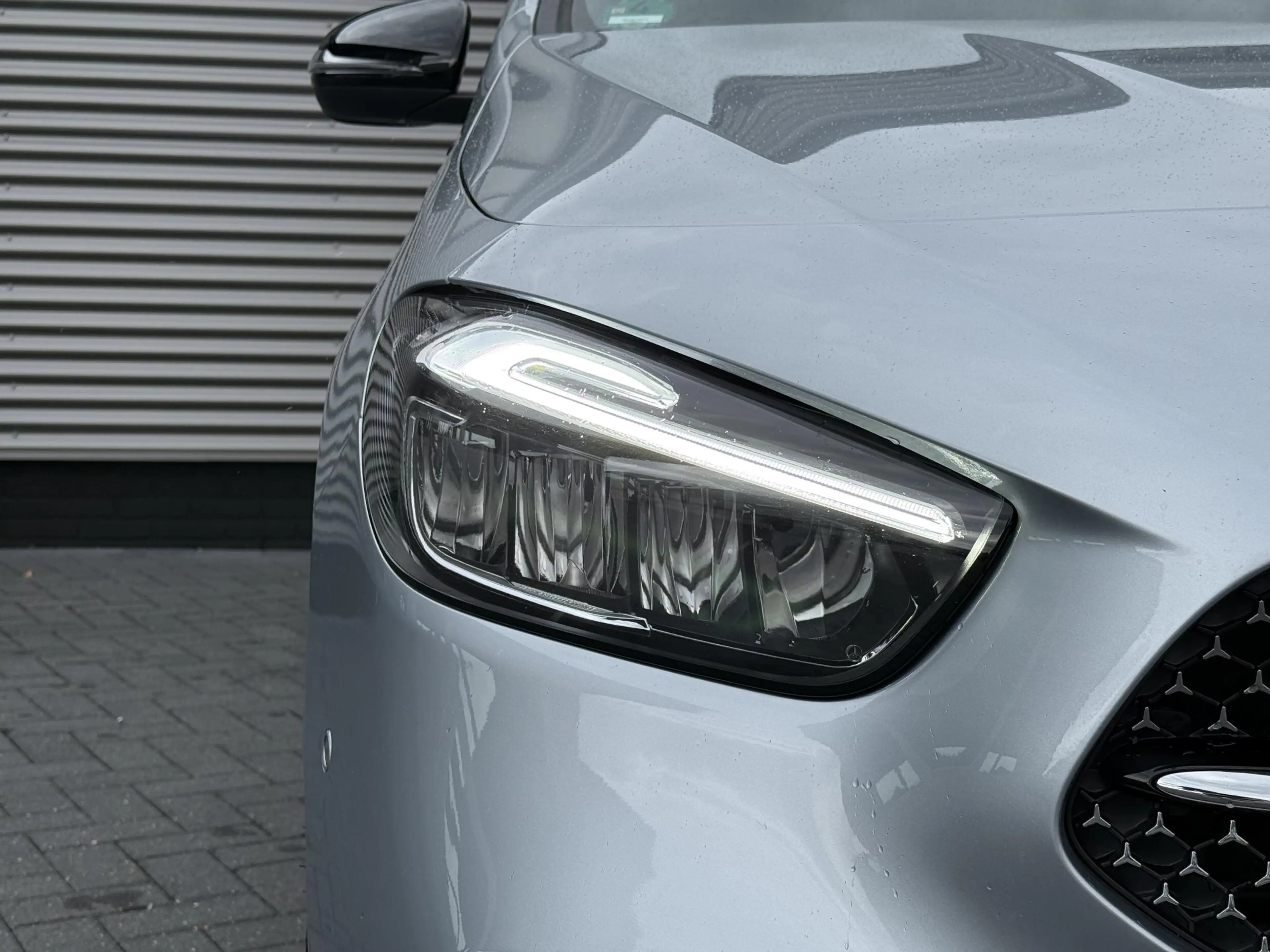 Mercedes-Benz B 250 e Business Solution AMG |Pano|ACC|Camera| — photo 19