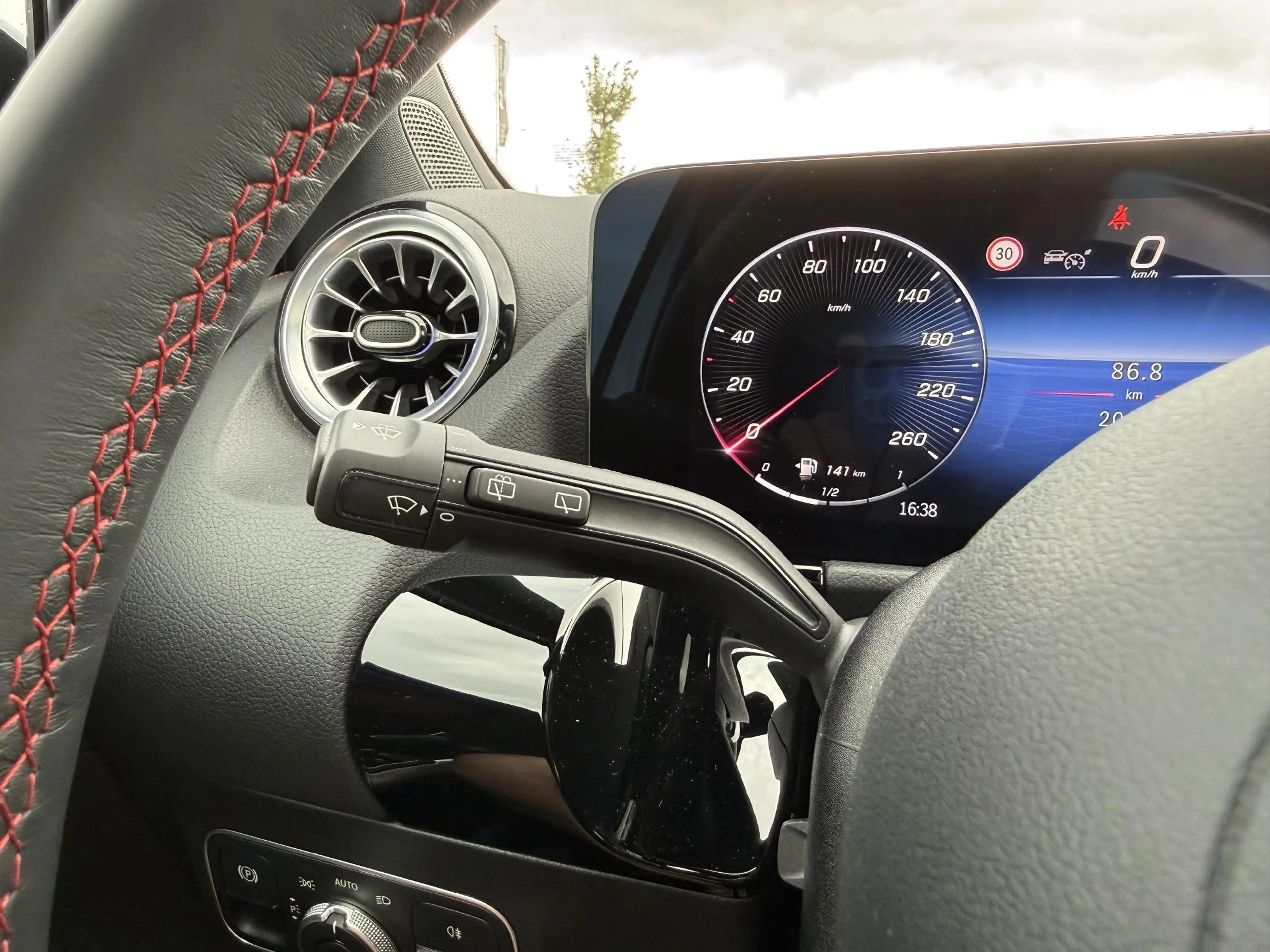 Mercedes-Benz B 250 e Business Solution AMG |Pano|ACC|Camera| — photo 15