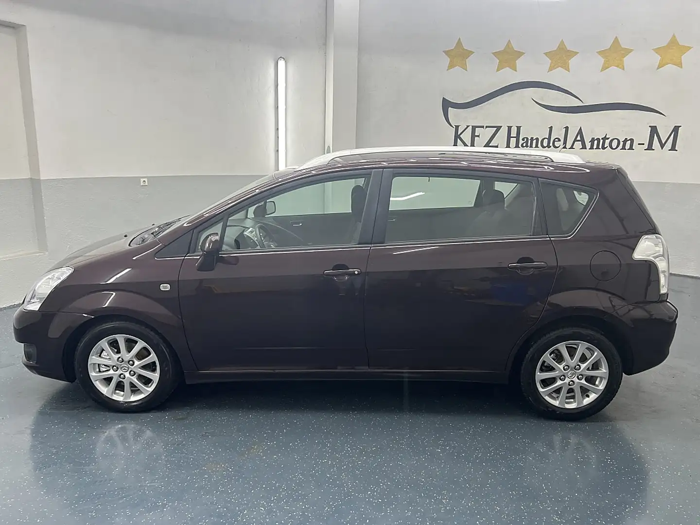 Toyota Corolla Verso 2,2 D-4D 135 Linea Sol Rot - 2