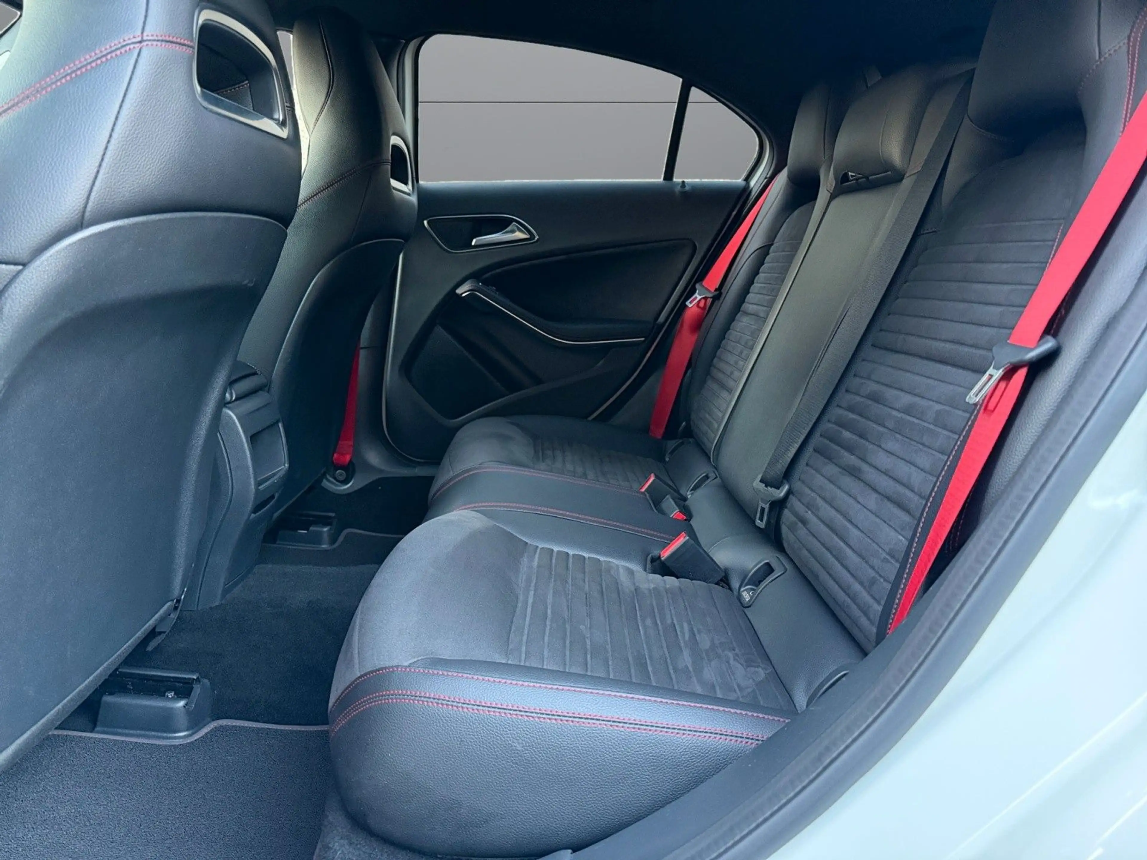 Mercedes-Benz A 45 AMG 4Matic AERO, SPORTABGAS., KAMERA, H/K — photo 12