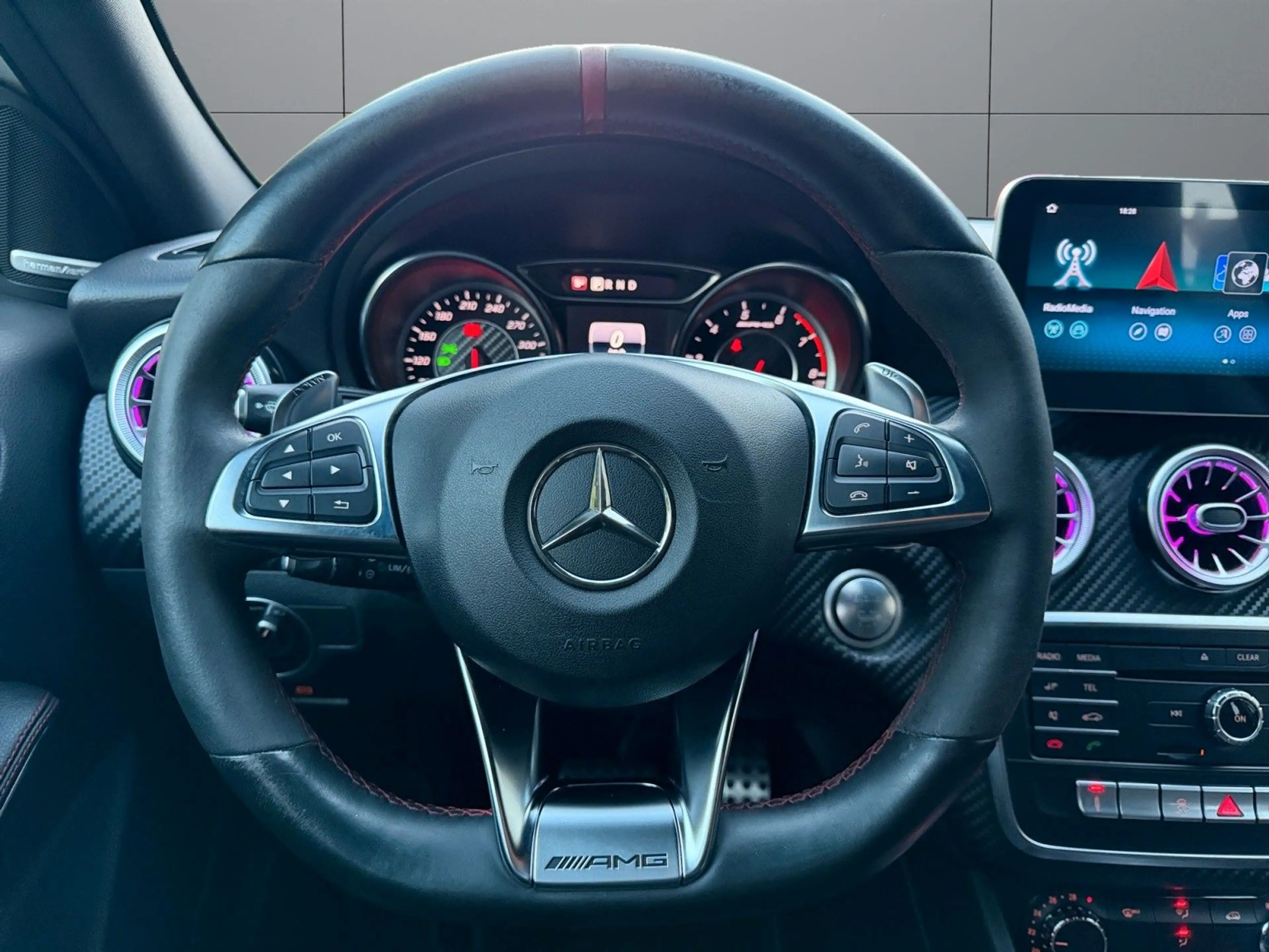 Mercedes-Benz A 45 AMG 4Matic AERO, SPORTABGAS., KAMERA, H/K — photo 14