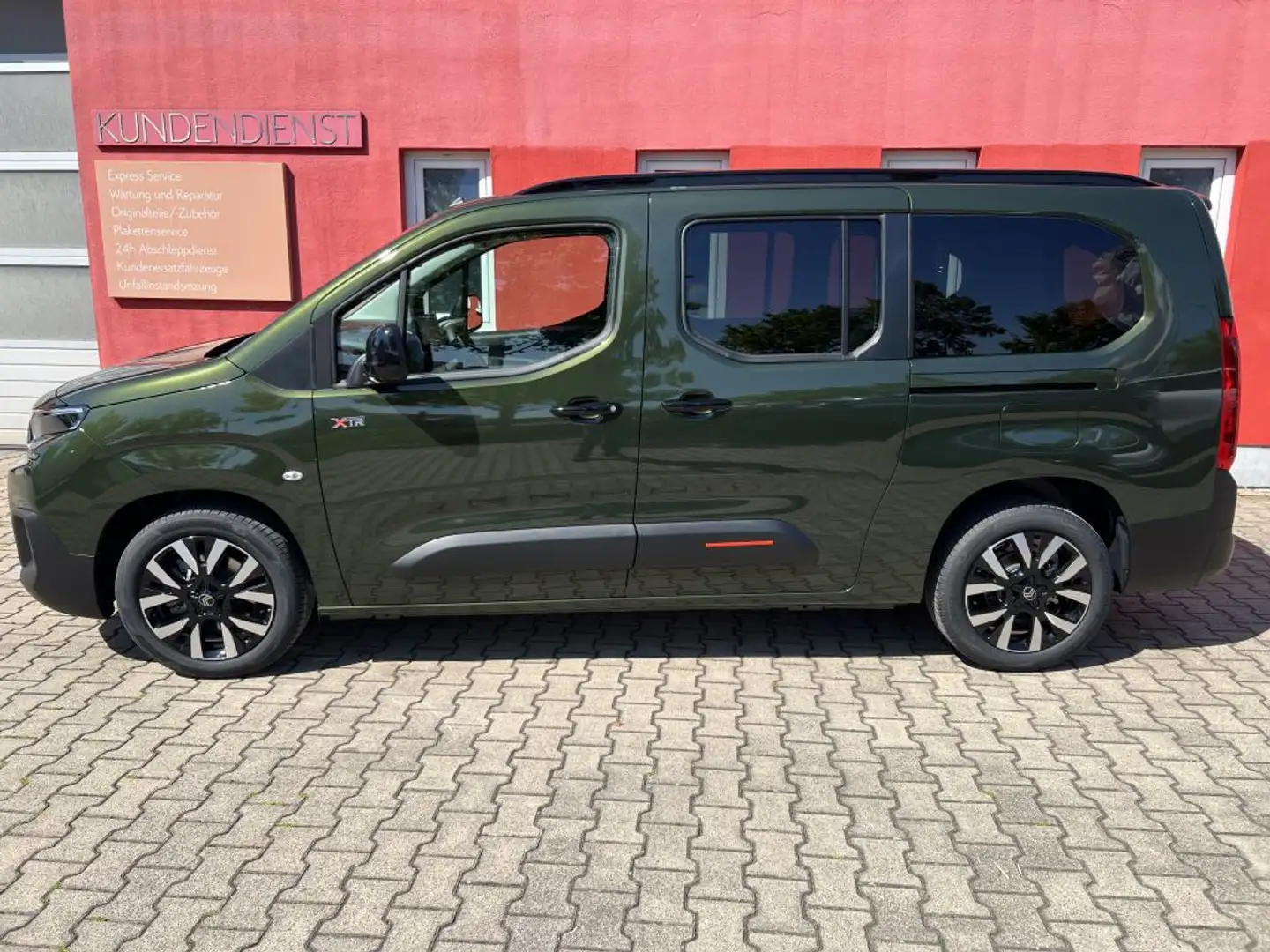Citroen Berlingo XL BlueHDi 130 MAX (E) Vert - 2