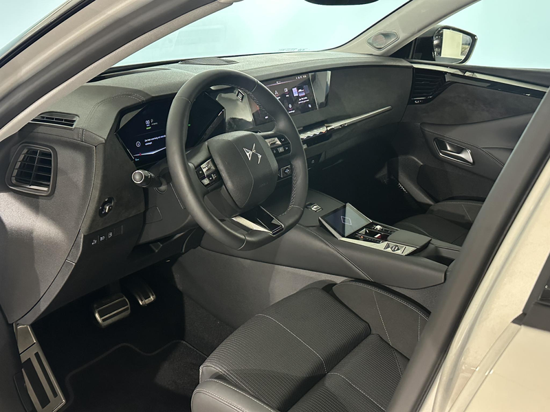 DS Automobiles DS 4 1.6 PHEV 225 Étoile — photo 11