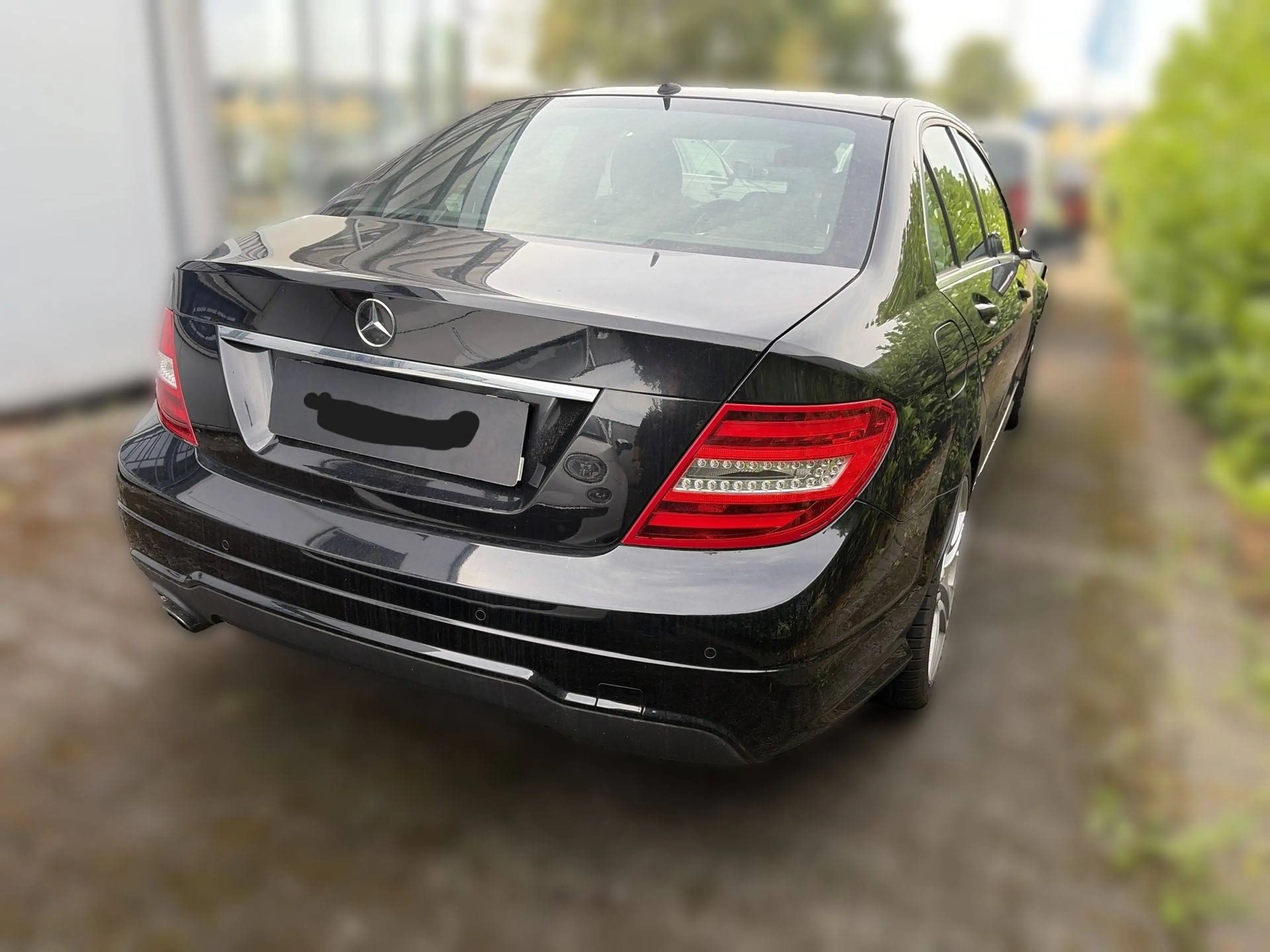 Mercedes-Benz C 250 C 250 CGI BlueEfficiency (204.047) — photo 2