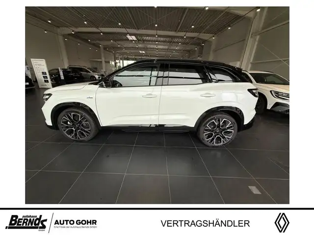 Renault Austral view 2