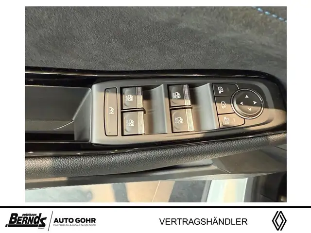 Renault Austral view 13