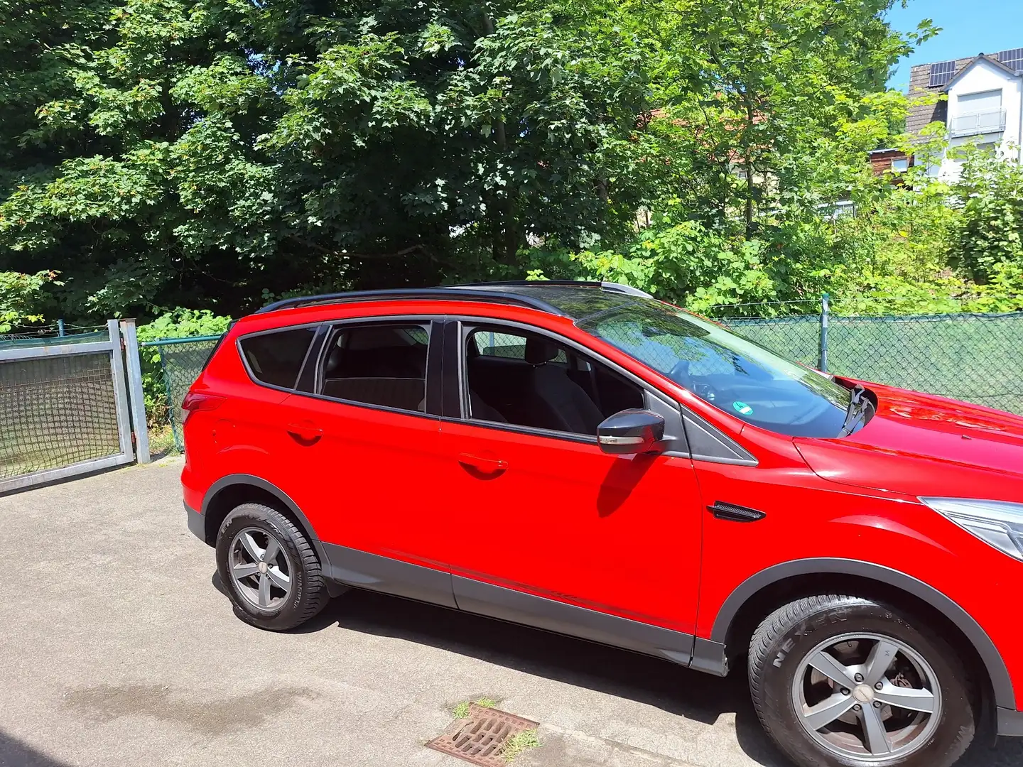 Ford Kuga 1.5 EcoBoost 2x4 Titanium - 2