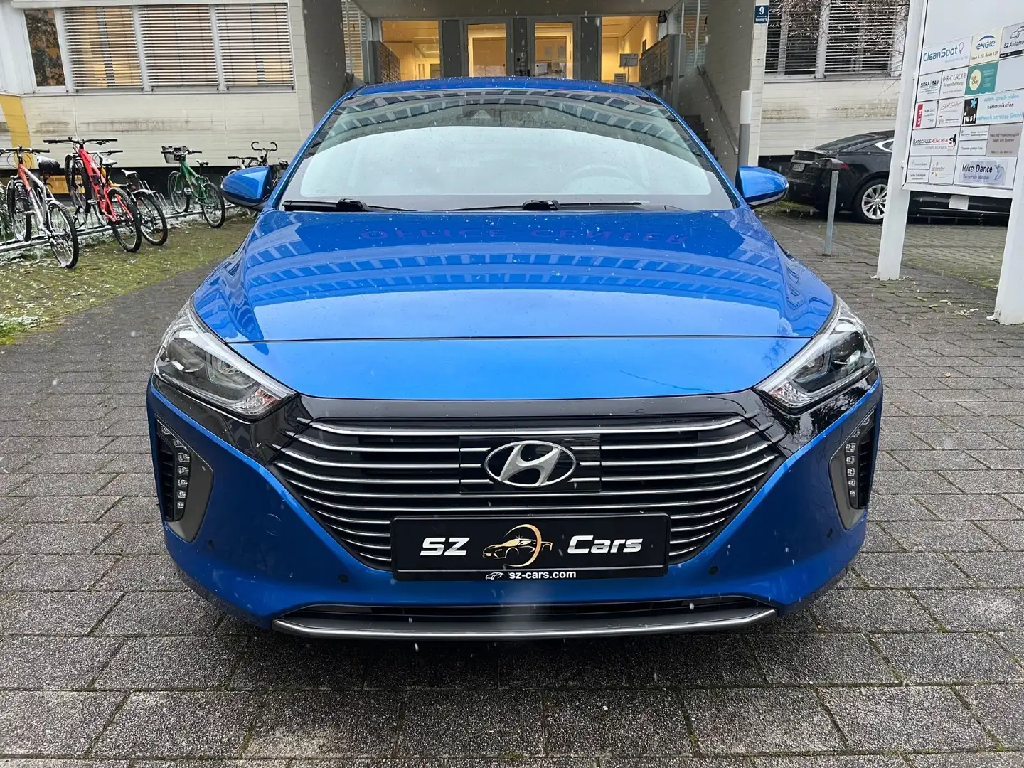 Hyundai IONIQ Ioniq Trend Hybrid*1 Hand* Blau - 2
