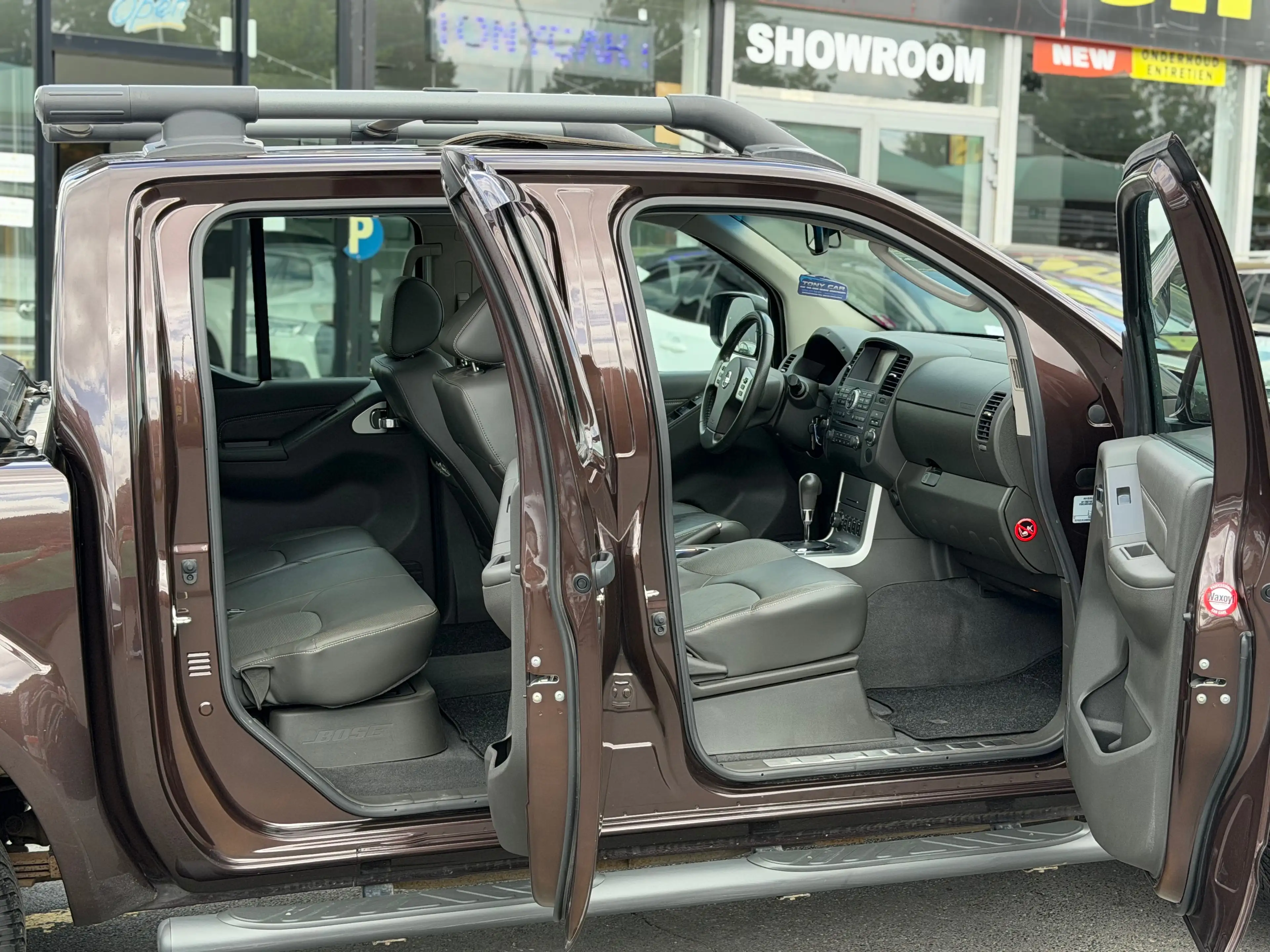 Nissan Navara Navara 3.0 dCi V6 4x4 Business DPF — photo 7