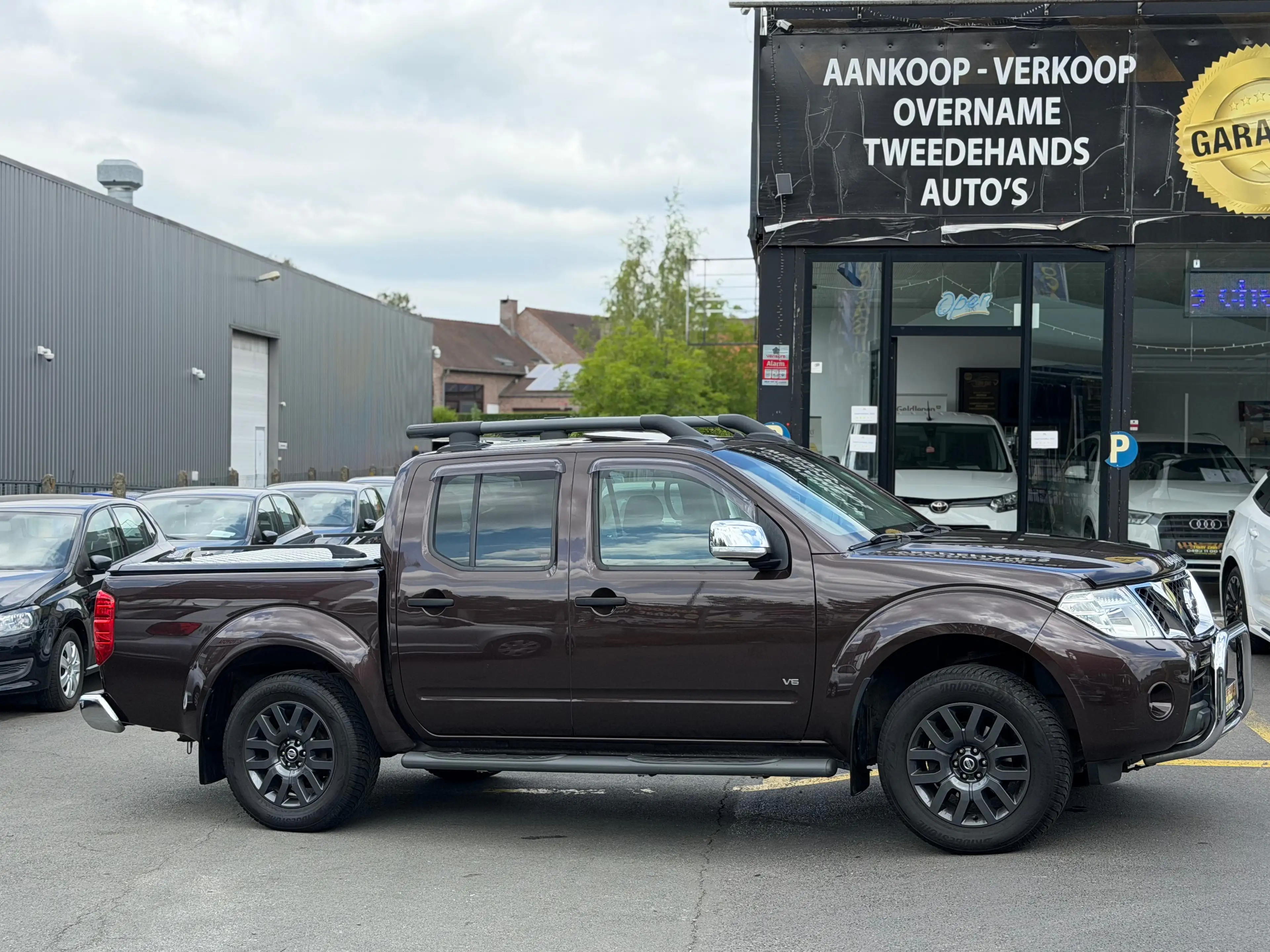 Nissan Navara Navara 3.0 dCi V6 4x4 Business DPF — photo 10