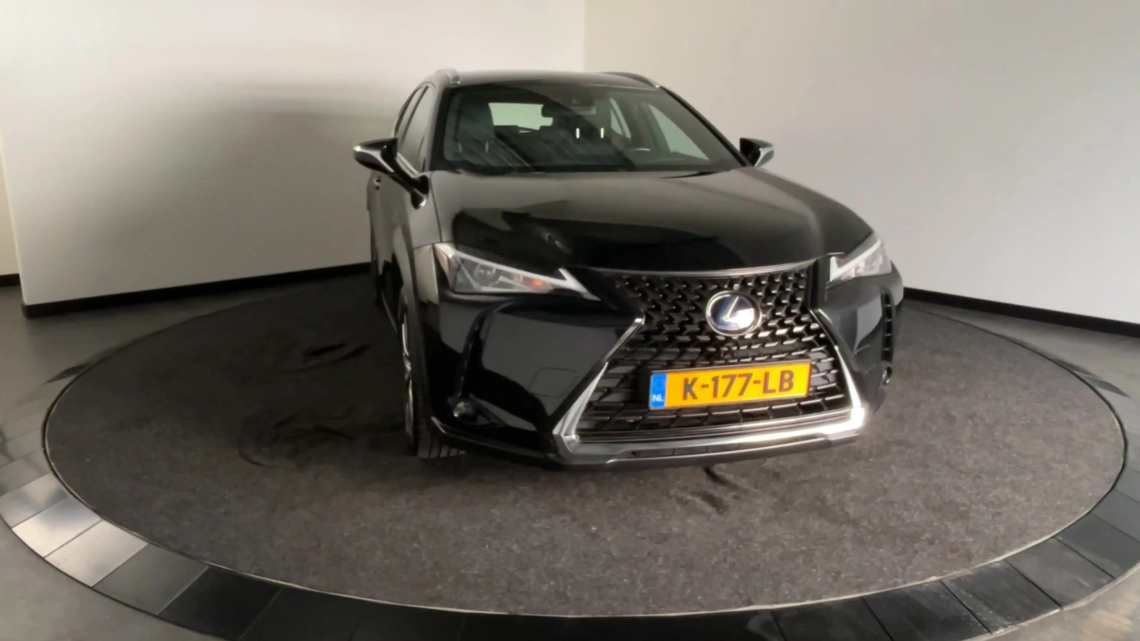Lexus UX 300e Business 54 kWh Elektrisch Rijden in Stijl | Nette — photo 10