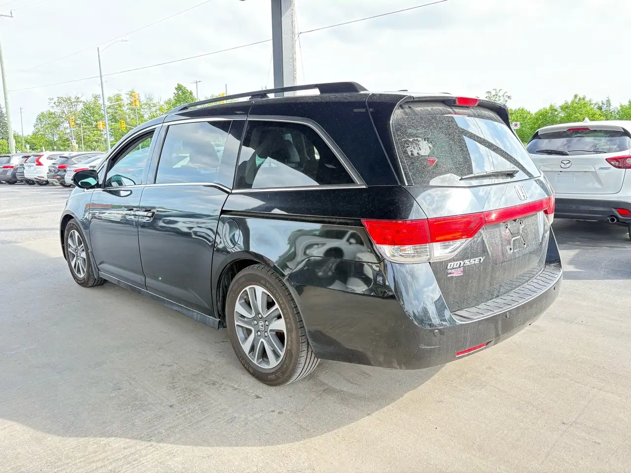 Honda Odyssey снимка Honda Odyssey