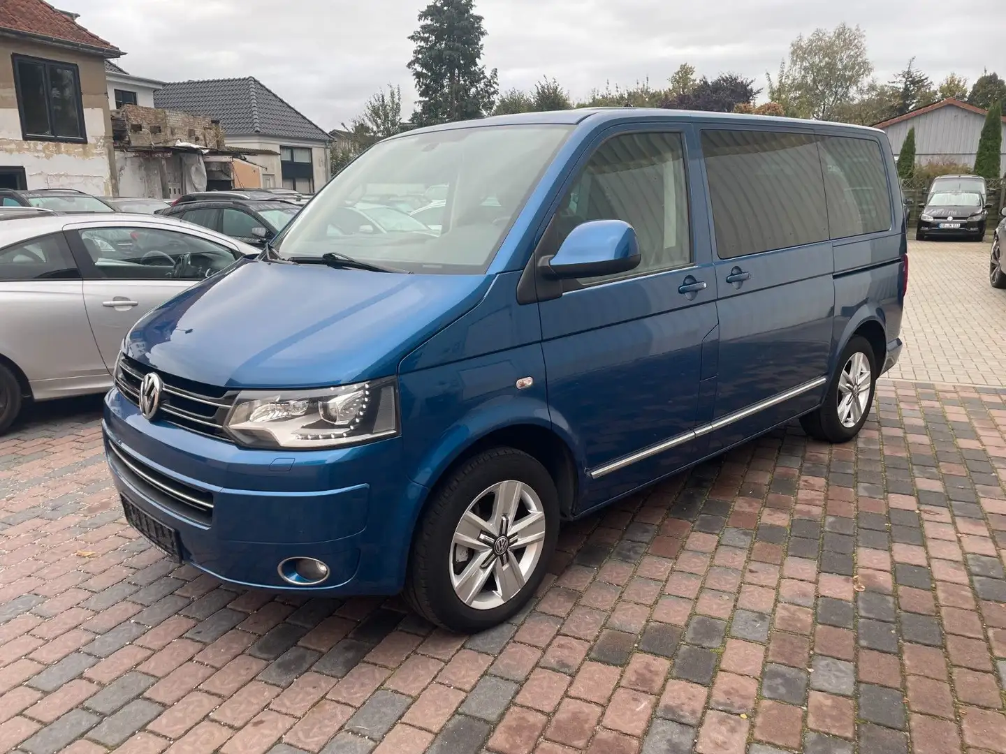 Volkswagen T5 Multivan Highline ATM, Leder, NAVI Bleu - 1