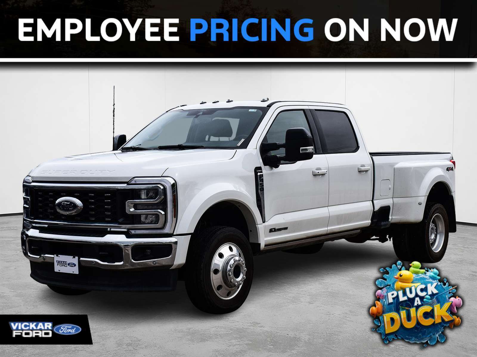 White 2025 Ford F-450 Super Duty Pickup Truck Four-Wheel Drive Automatic