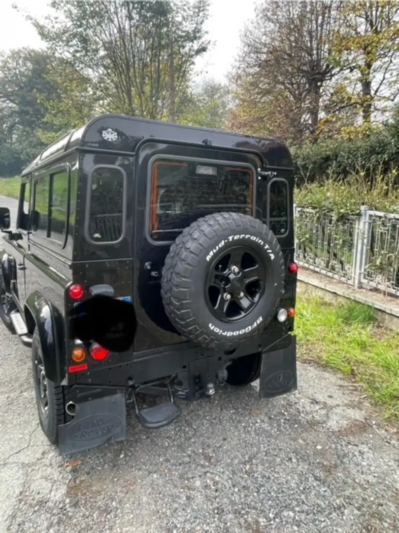 Land Rover Defender Defender 90 2.2 td SW Černá - 2
