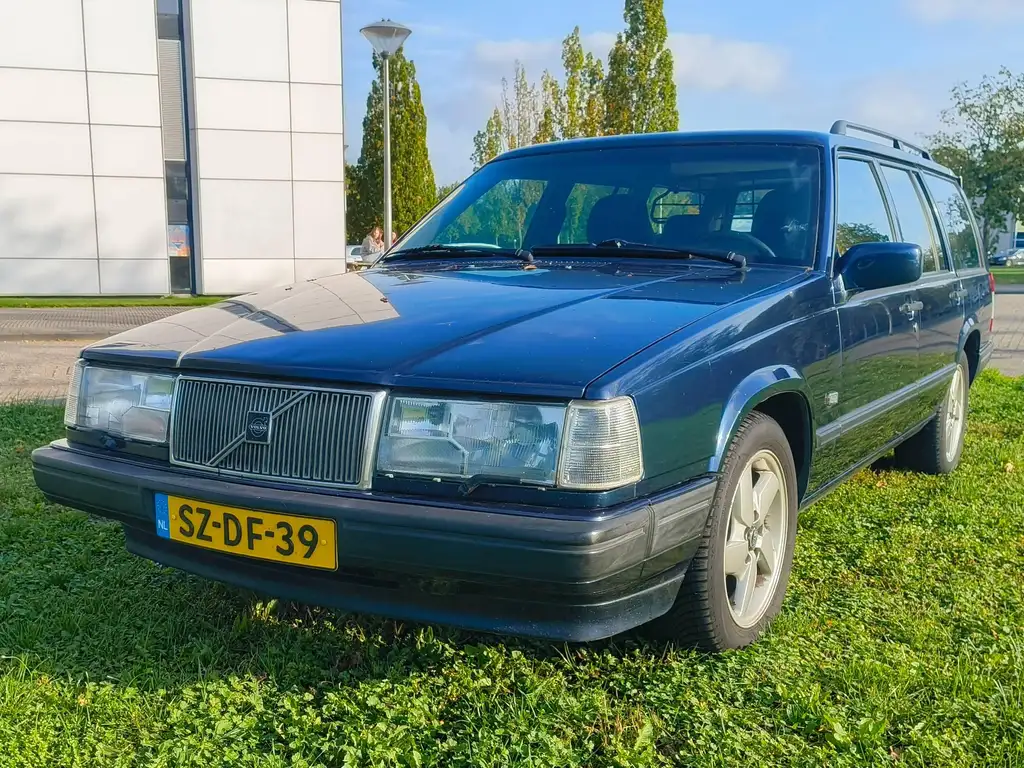 Volvo 940 1998 из Европы — купить под ключ