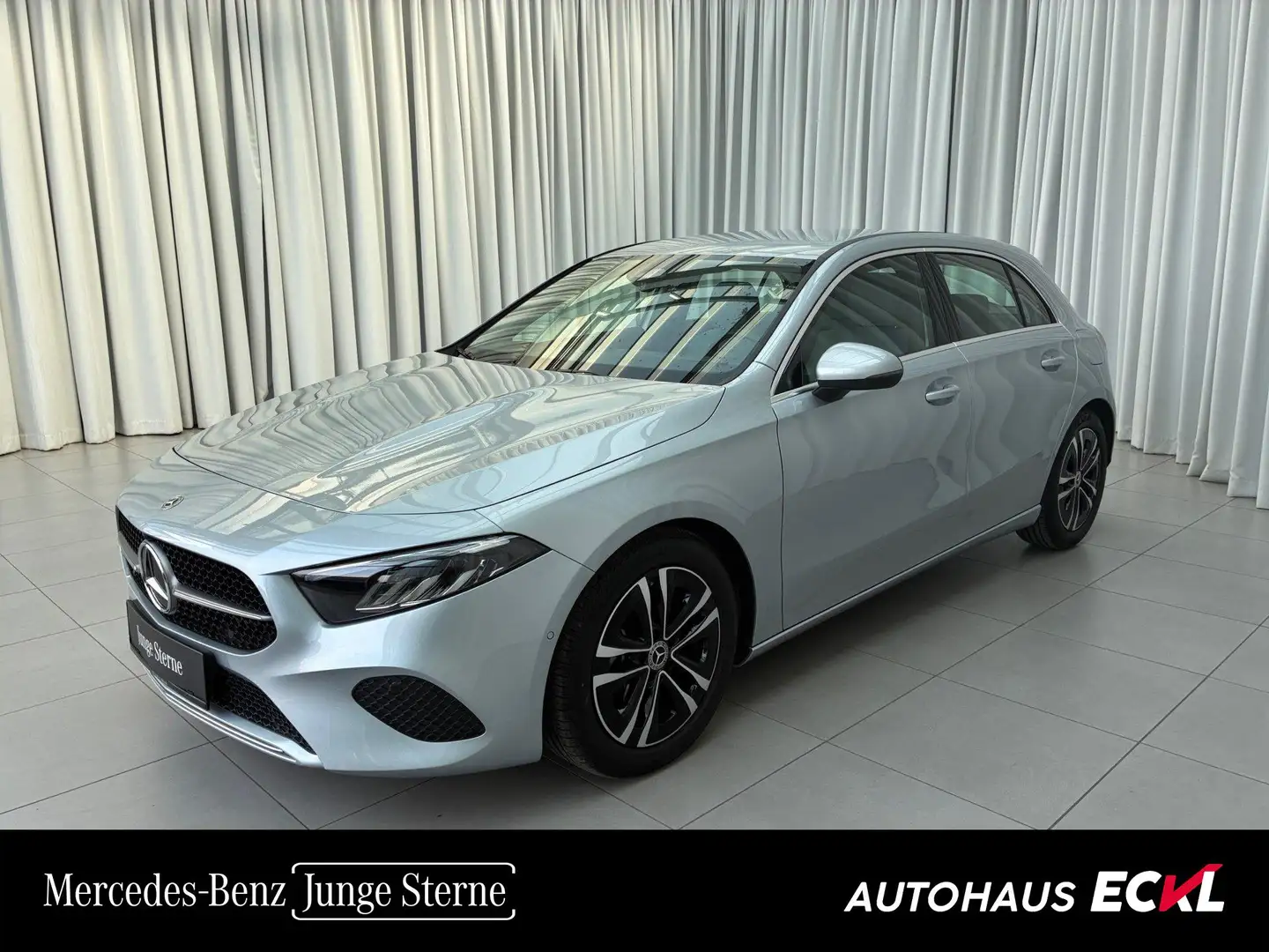 Mercedes-Benz A 180 Kompaktlimousine Progressive Winterp. Grau - 1