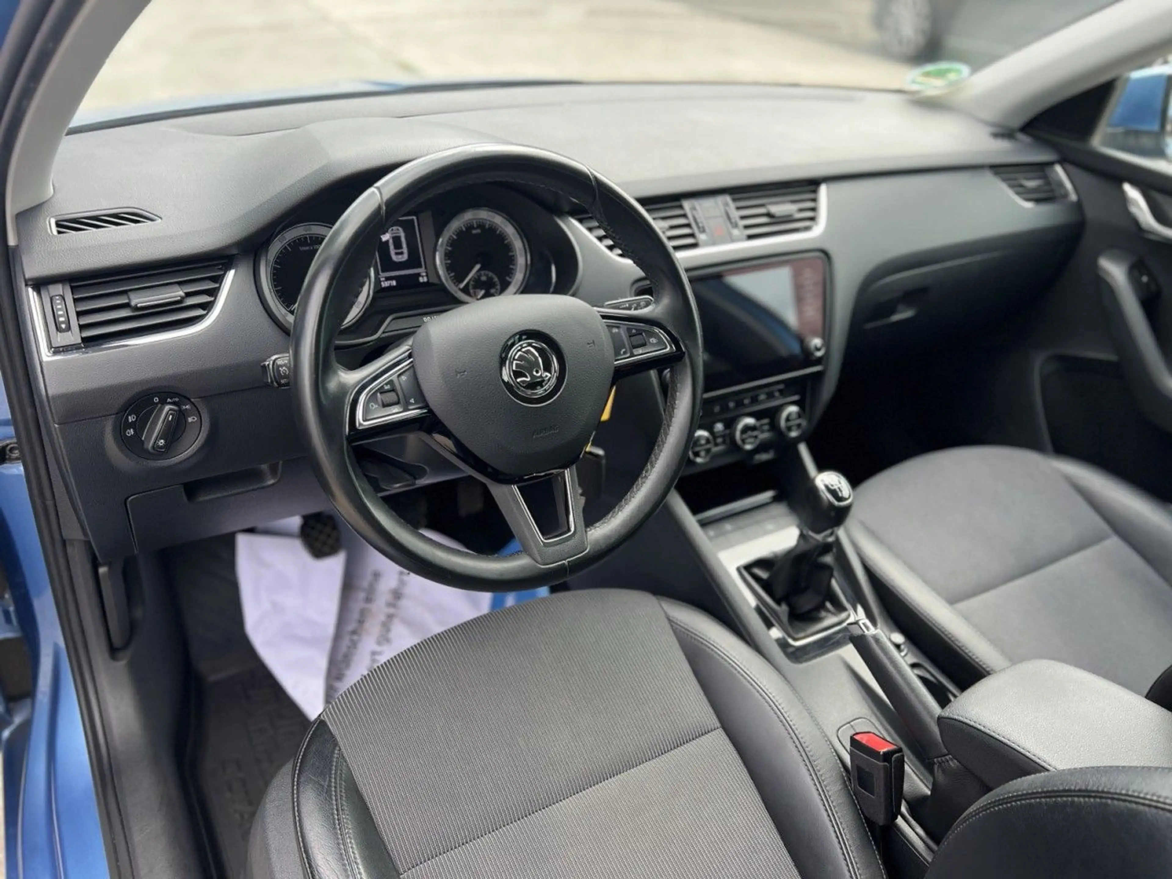 Skoda Octavia Combi Style*LED*Apple CarPlay*Navi*DAB* — photo 11