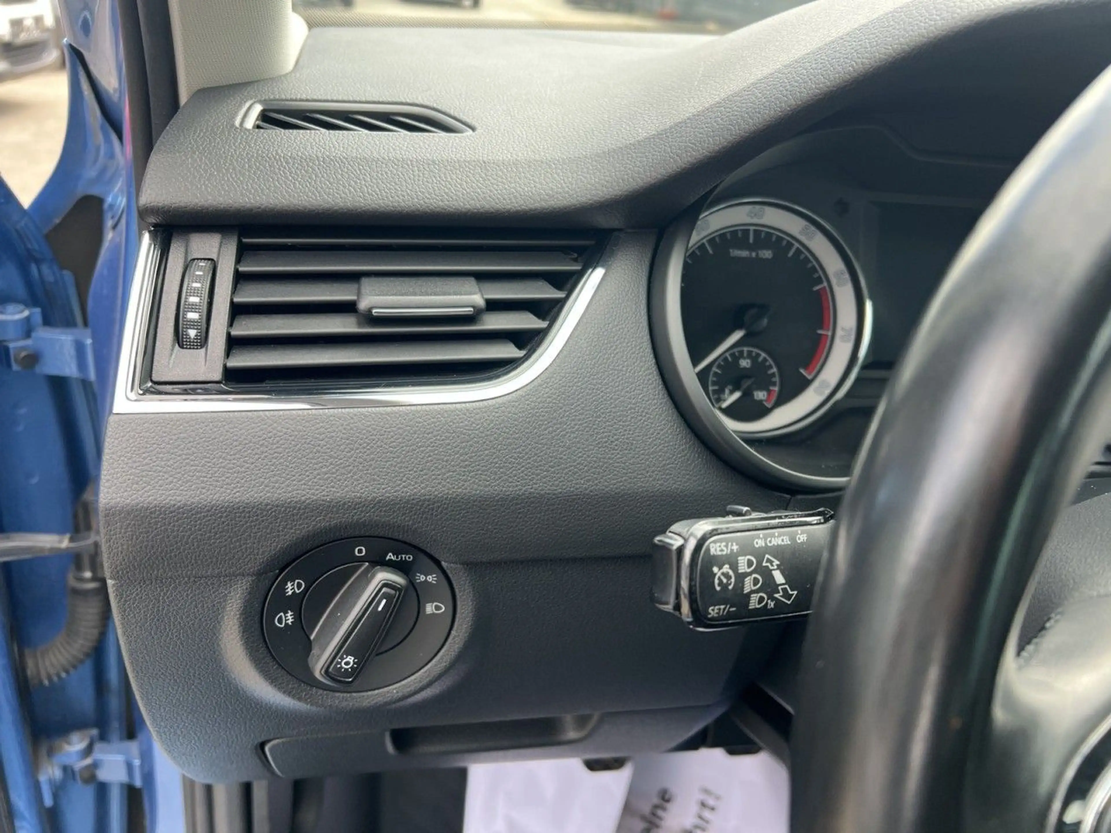 Skoda Octavia Combi Style*LED*Apple CarPlay*Navi*DAB* — photo 12