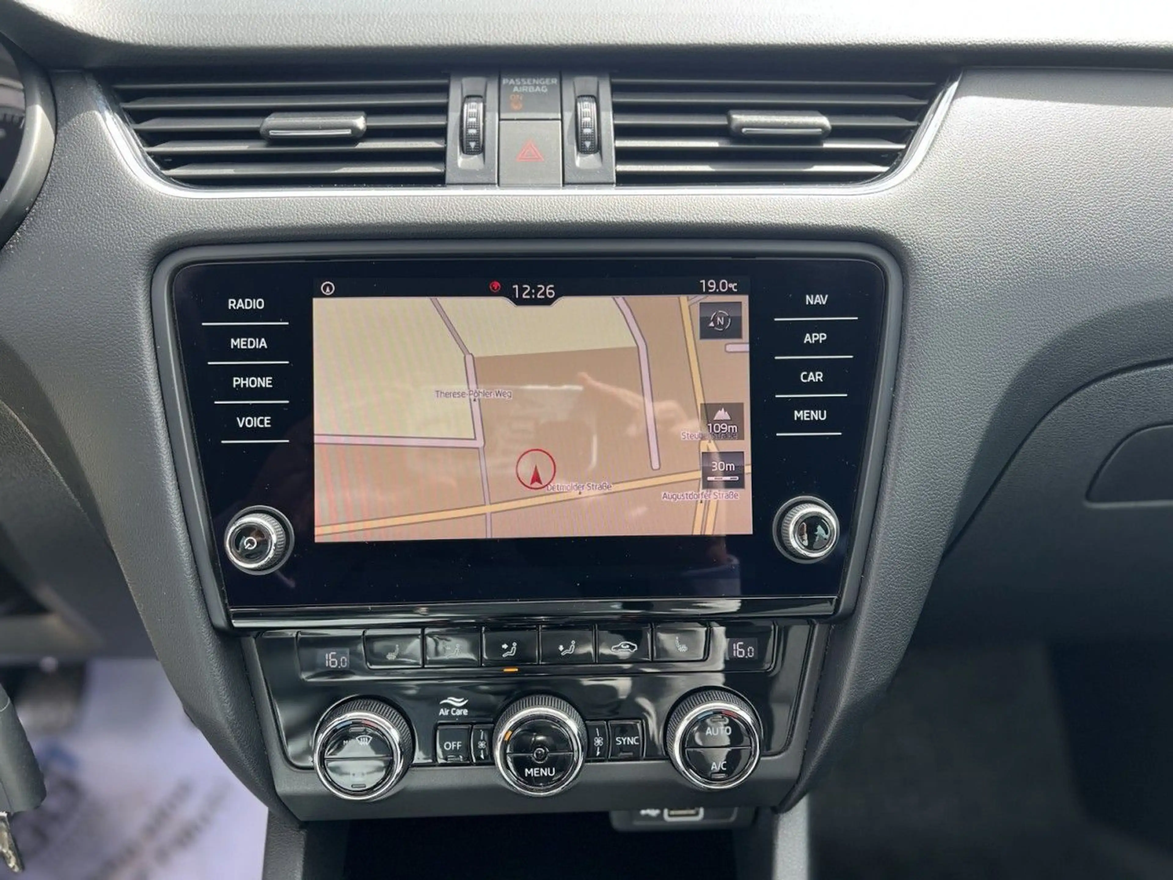 Skoda Octavia Combi Style*LED*Apple CarPlay*Navi*DAB* — photo 15