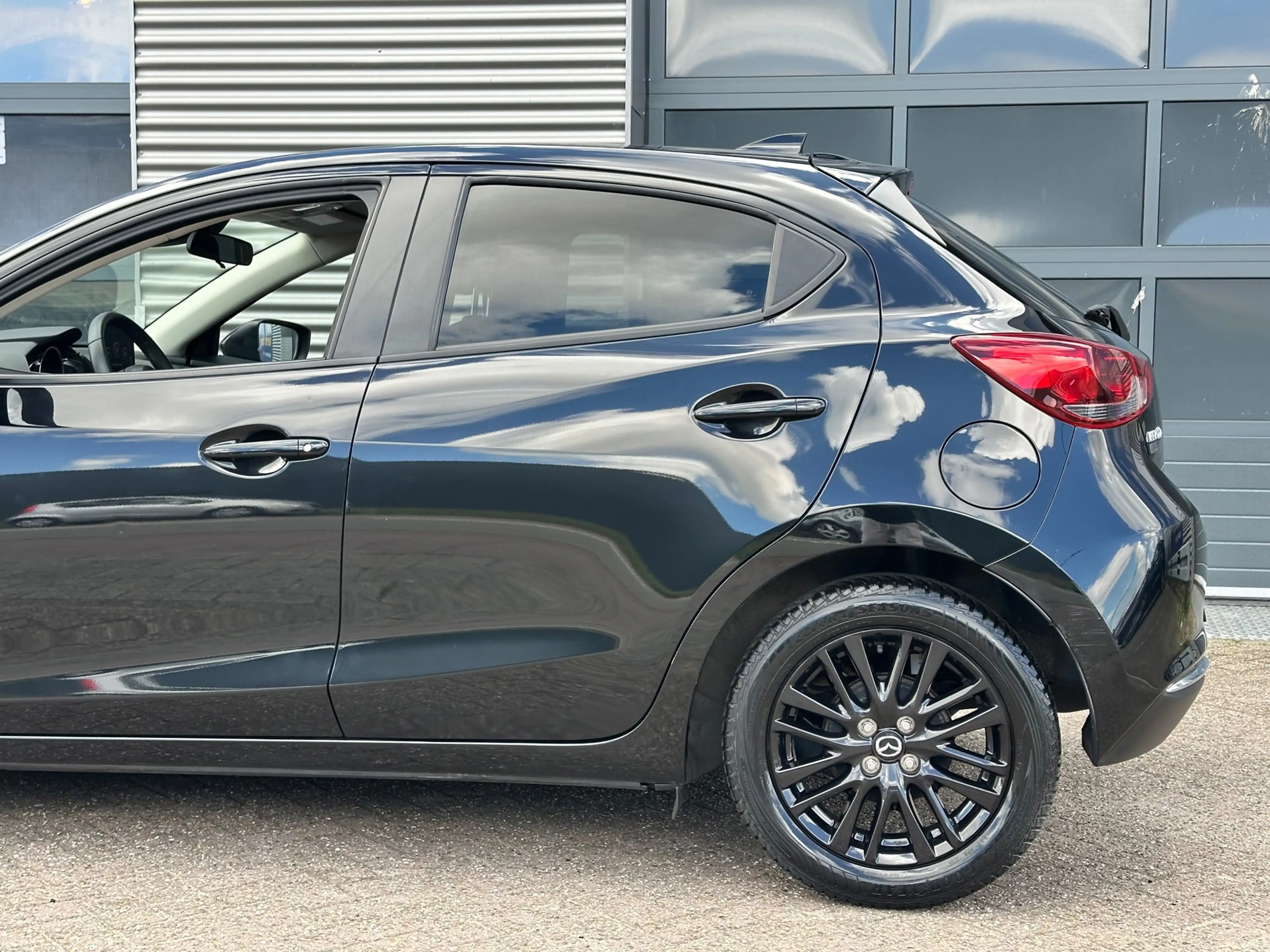 Mazda 2 1.5 Skyactiv-G Sportive | CarPlay | Camera |CRUISE — photo 15