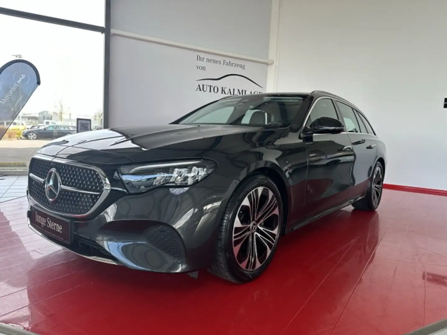 Mercedes-Benz E 220 E 220 d T Avantgarde PANORAMA+DISTRONIC+AHK Autom. Grau - 2