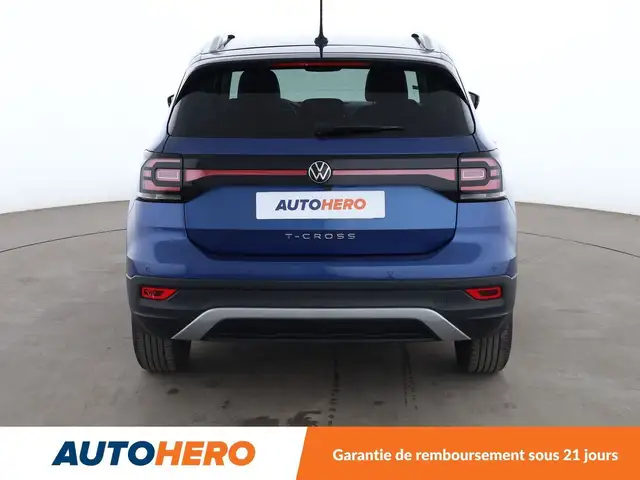 Volkswagen T-Cross view 5
