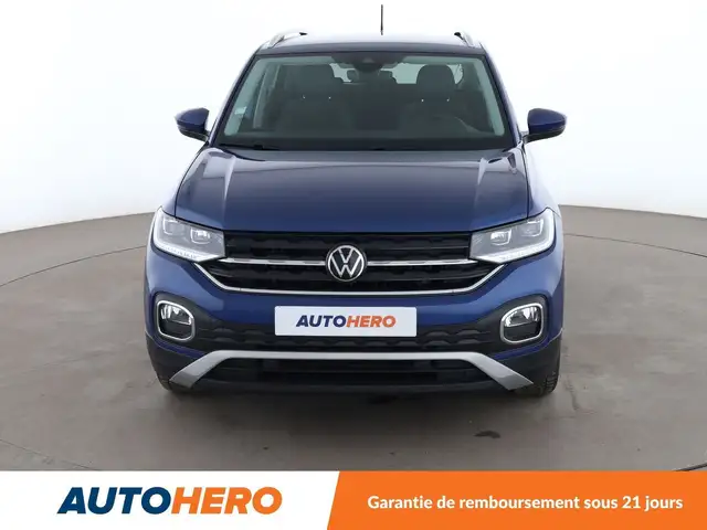 Volkswagen T-Cross view 9