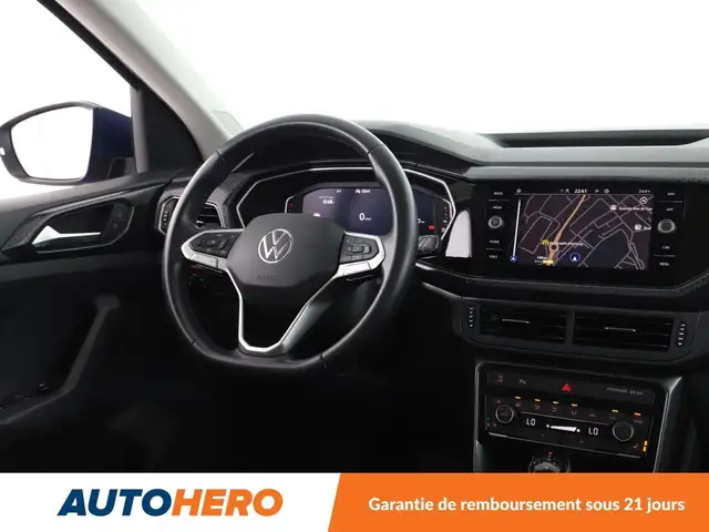 Volkswagen T-Cross view 13