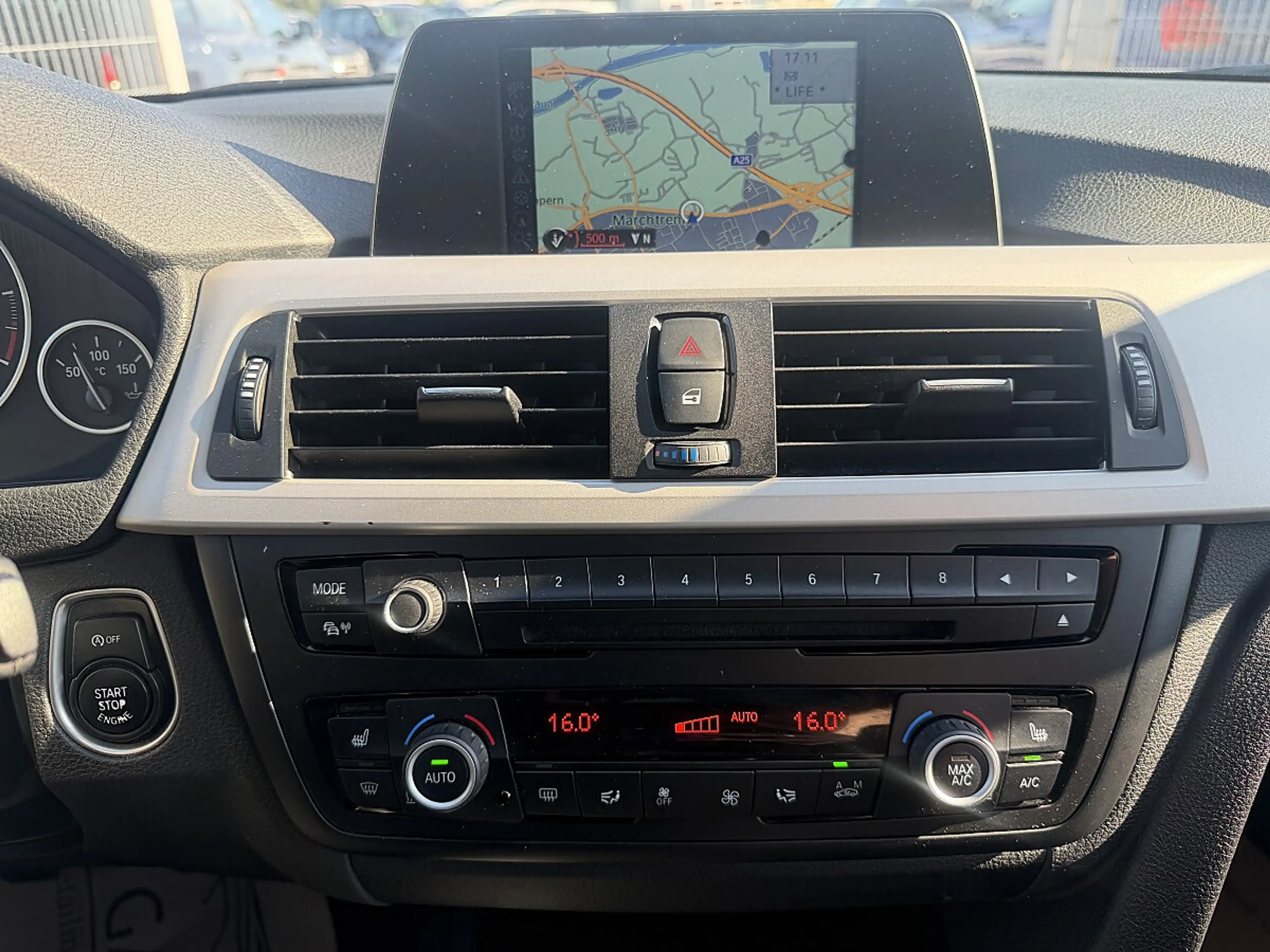 BMW 316 d — photo 11