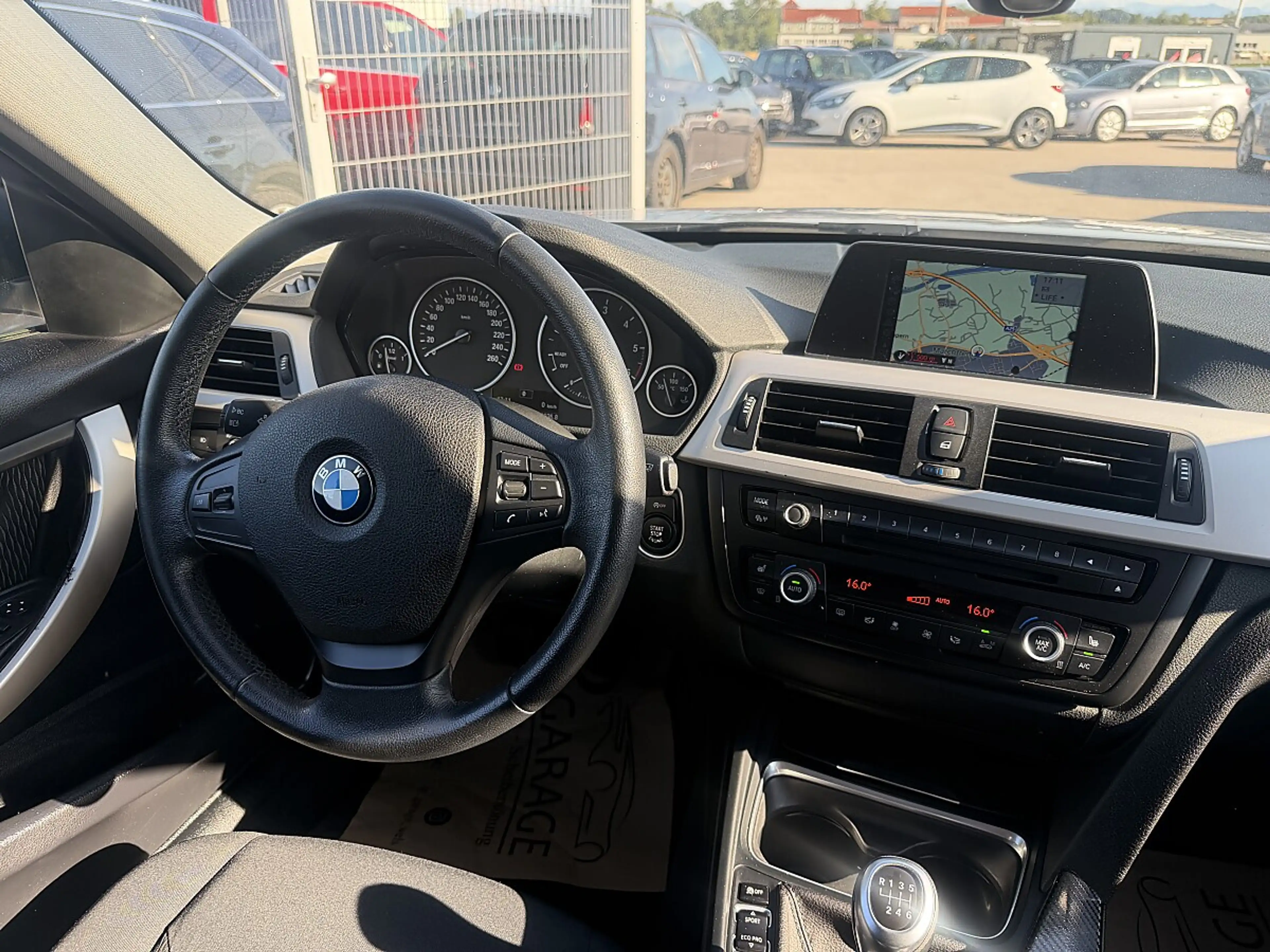 BMW 316 d — photo 10