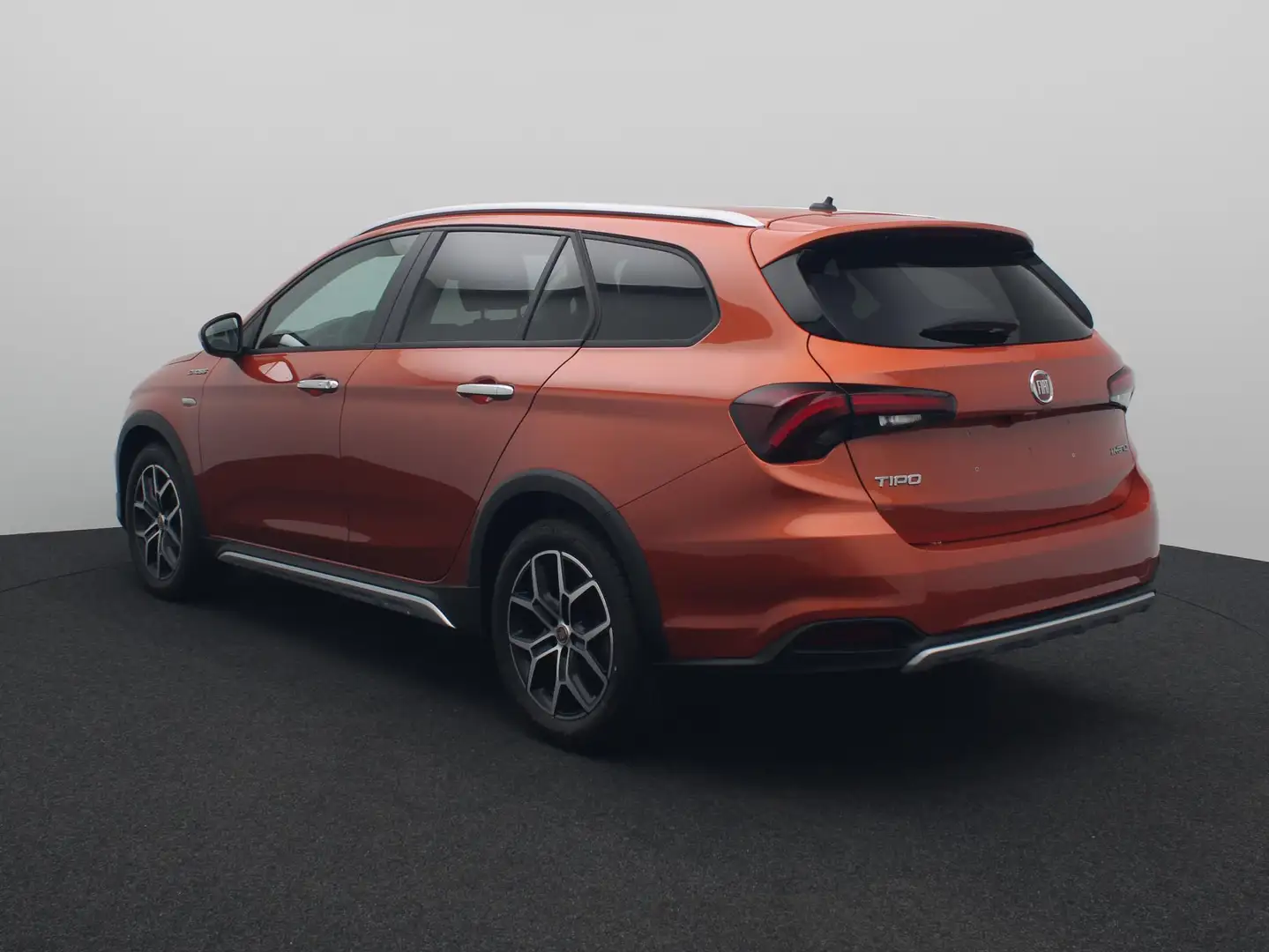 Fiat Tipo Stationwagon Cross 1.5 Hybrid | Camera | Adaptive Oranje - 2